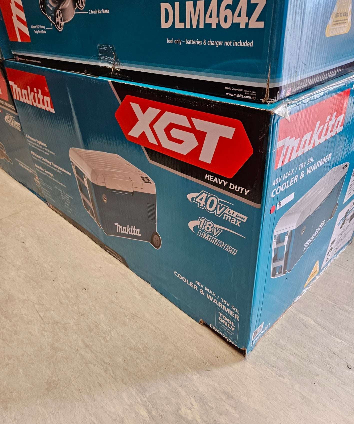 Makita 40Vmax Xgt / 18V Lxt 50L Cooler & Warmer