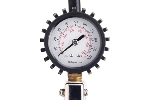 BS Tyre Inflator with Dial Gauge 0- 700kPa 100psi