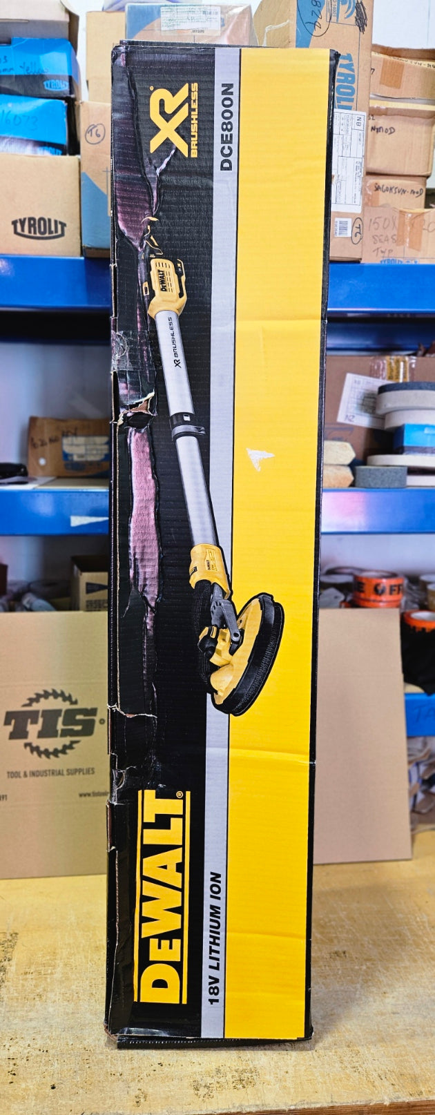 Dewalt 18V XR BRUSHLESS 225MM DRYWALL SANDER