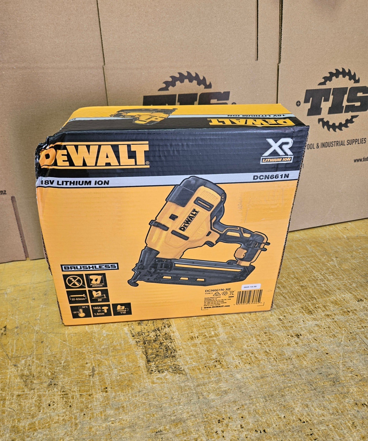 Dewalt 18V XR Seq only16Ga Finish Nailer Naked