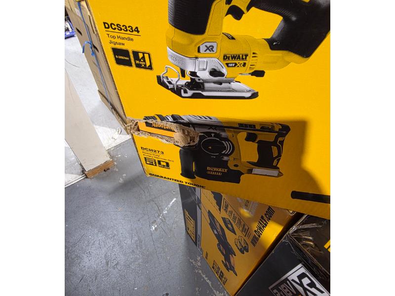 Dewalt 18V XR 12 PIECE KIT - 5.0AH