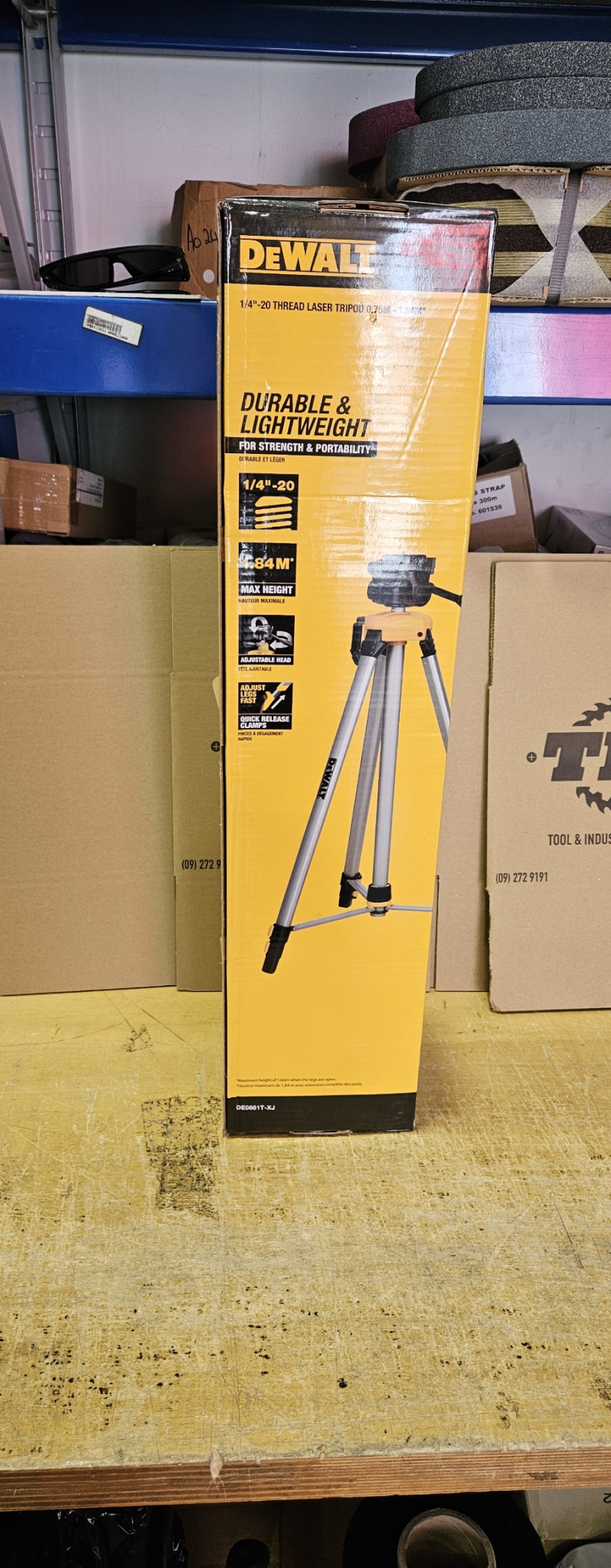 DEWALT LASER TRIPOD LIGHT DUTY 184CM