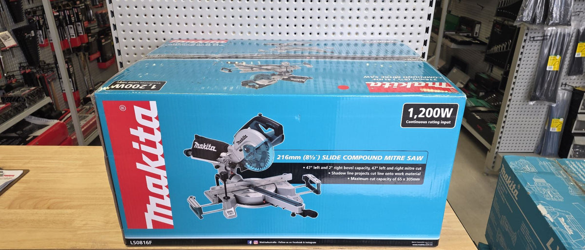 Makita 216mm / 8 1/2 inch Slide Compound Miter Saw
