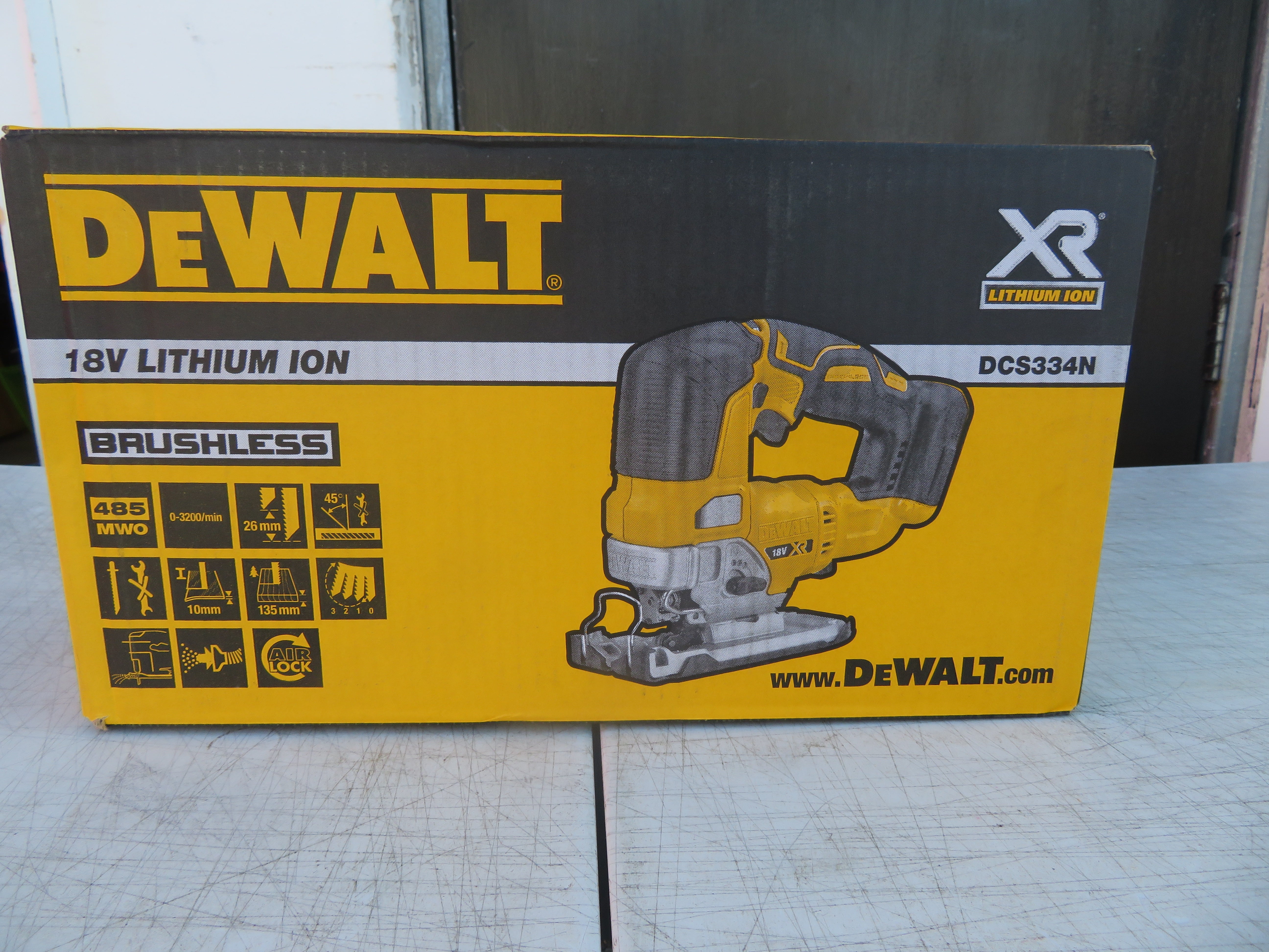 DEWALT 18v XR BL Top Handle Jigsaw Bare