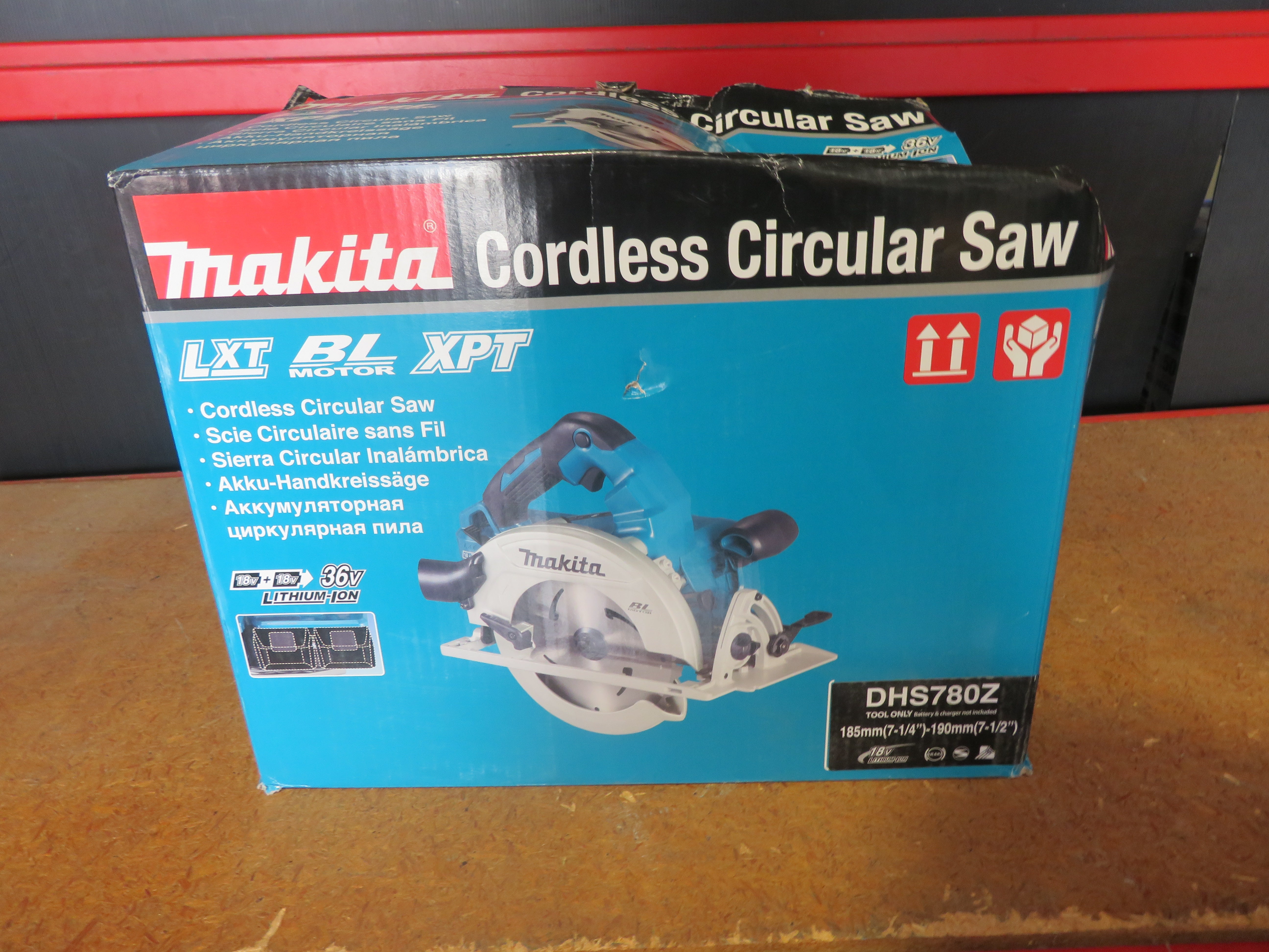 Makita 18Vx2 Lxt Bl Circular Saw185mm Skin Only