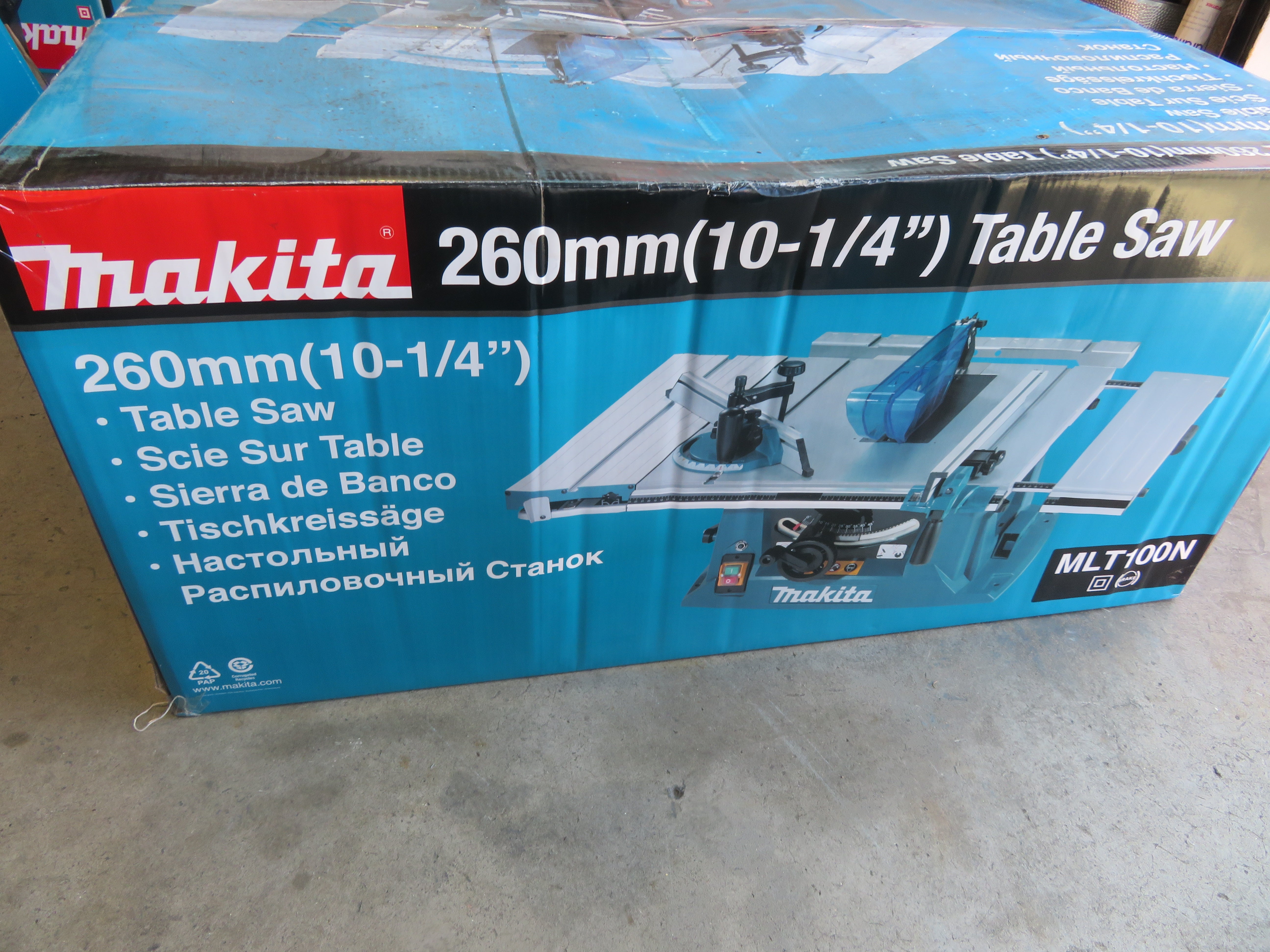 MAKITA 255mm Table Saw MLT100N