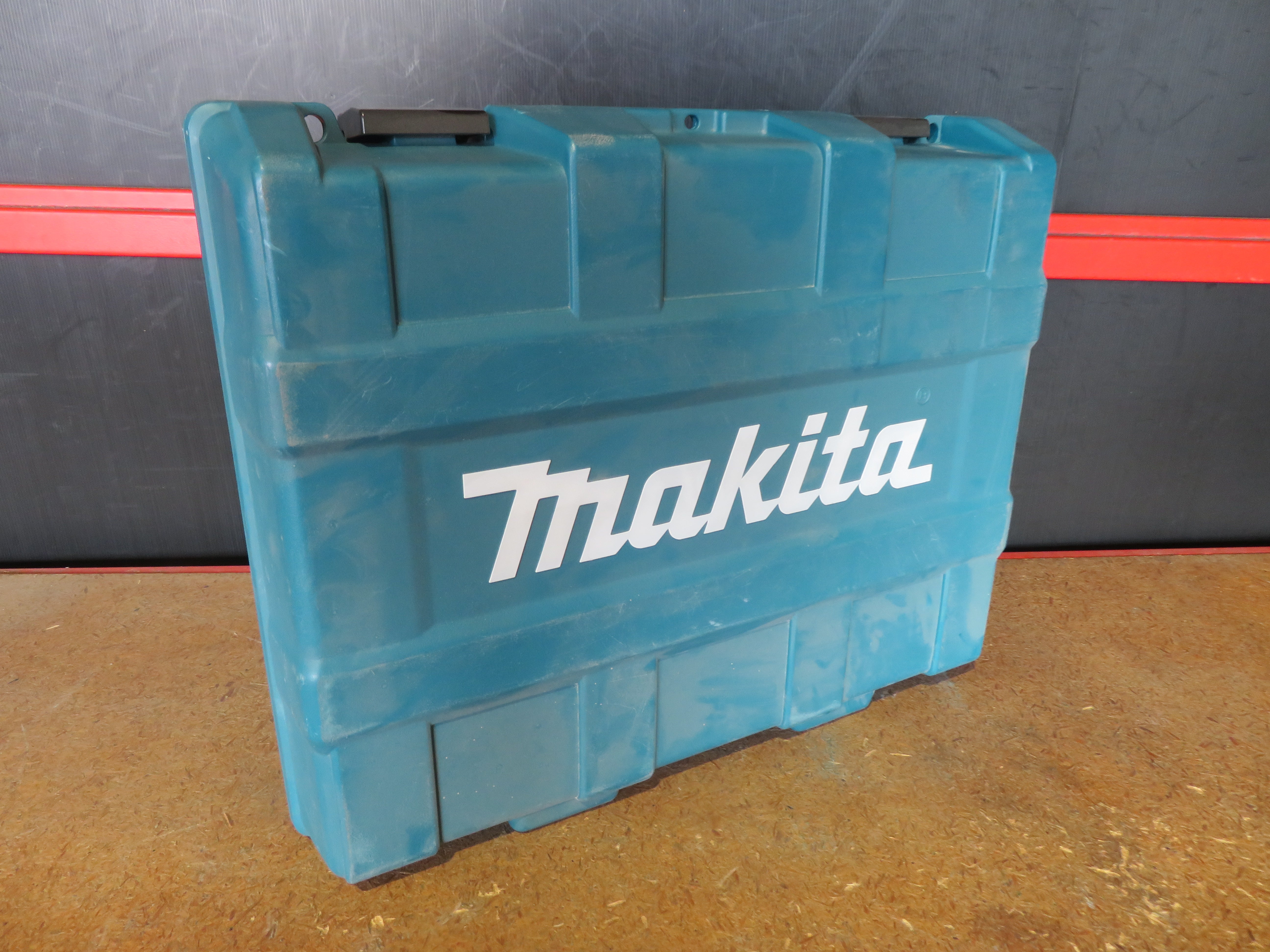 Makita 40mm Sds Max Rotary Hammer Drill