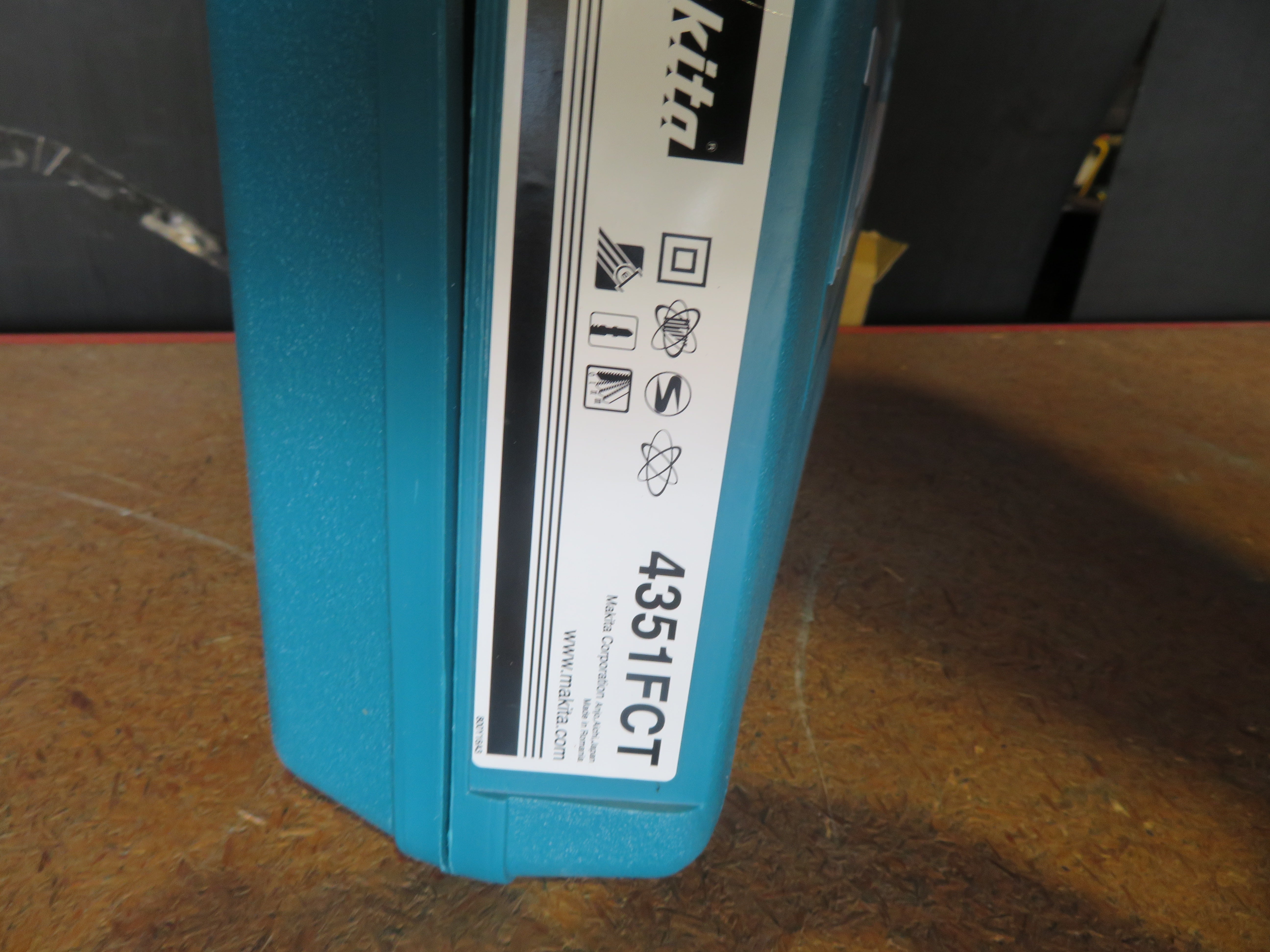 Makita 720W Barrel Grip Jigsaw