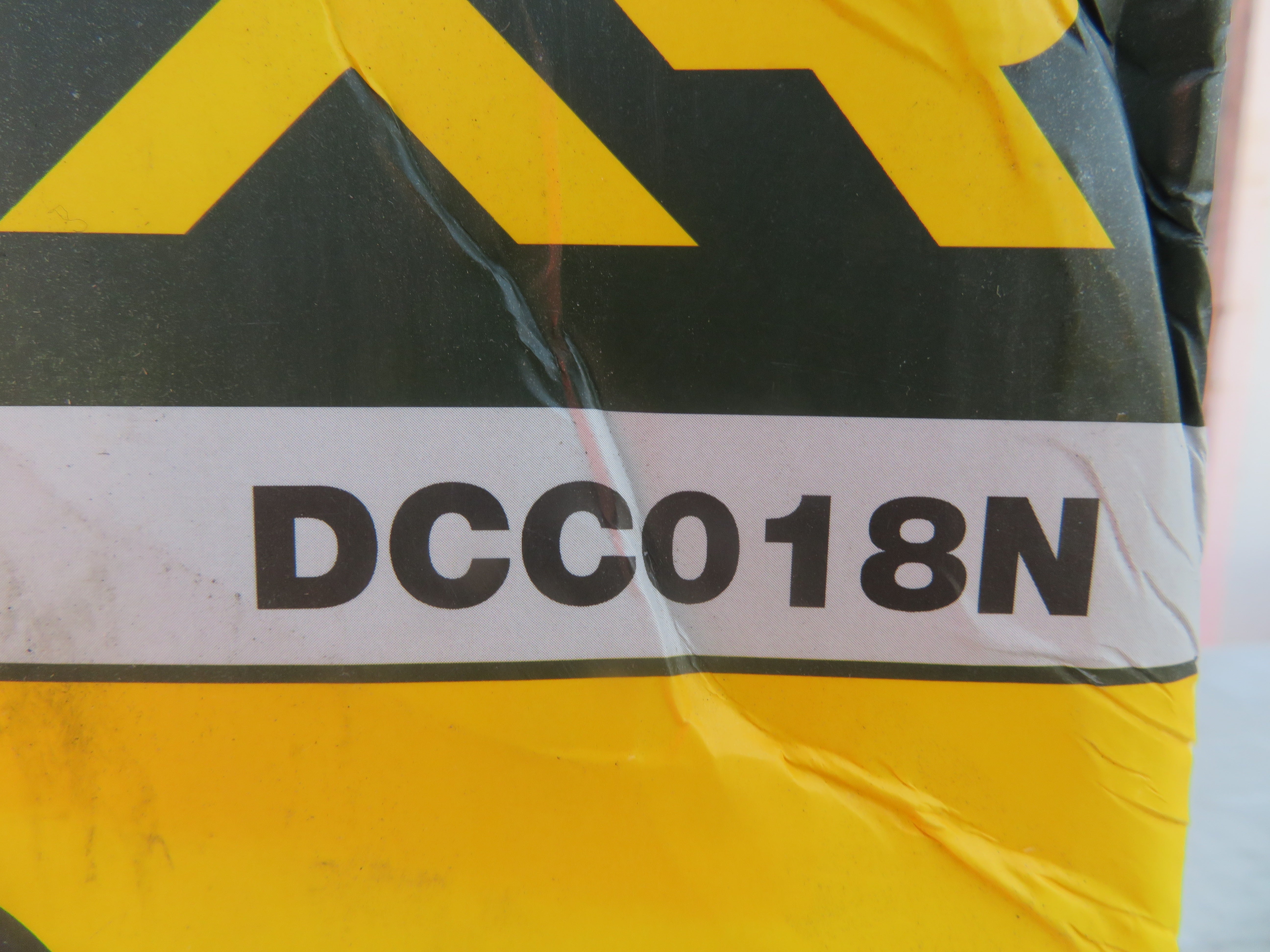 Dewalt Triple Source 18V Inflator DP