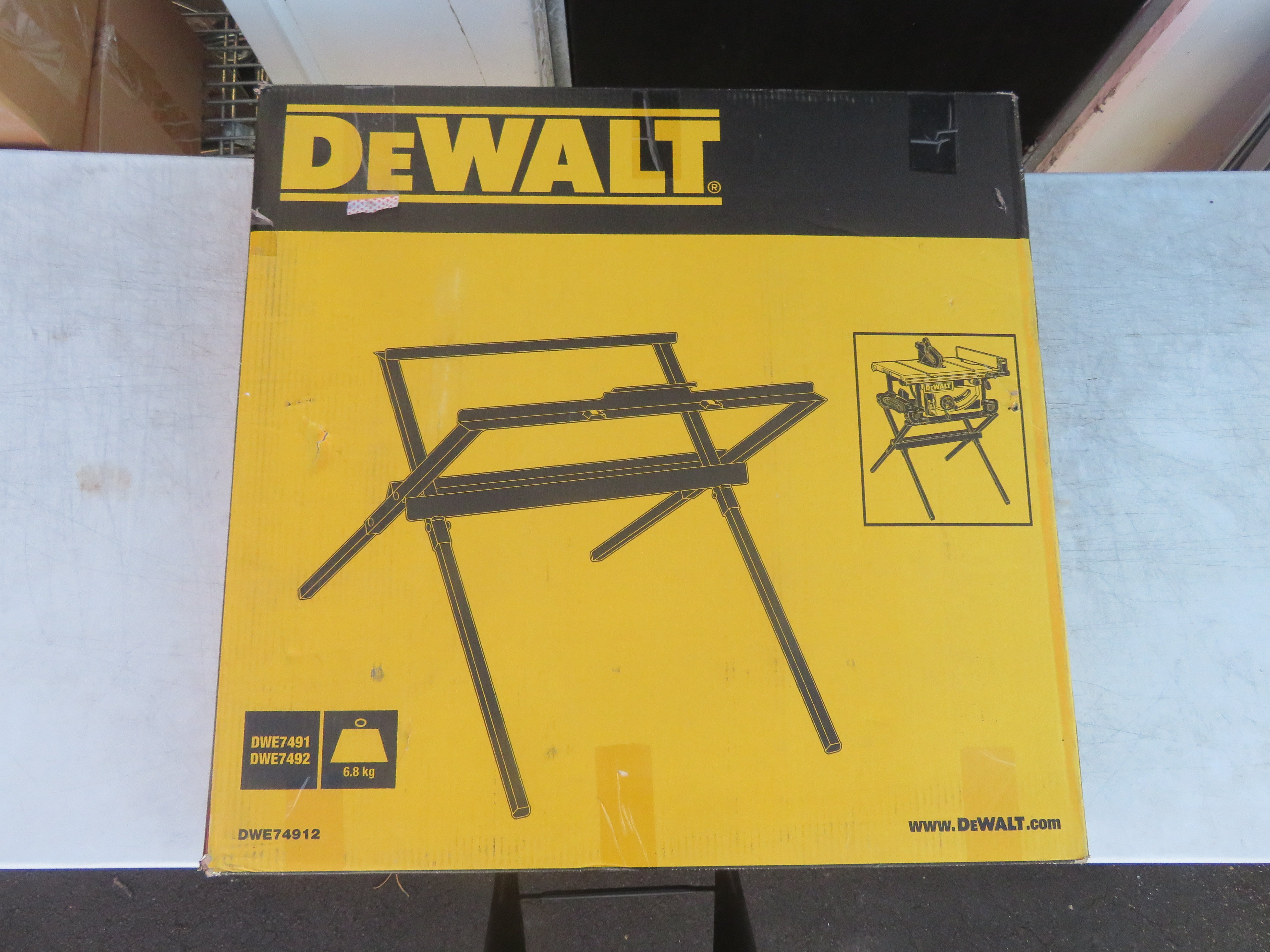 DEWALT Portable Table Saw Stand Scissor Stand Suitable