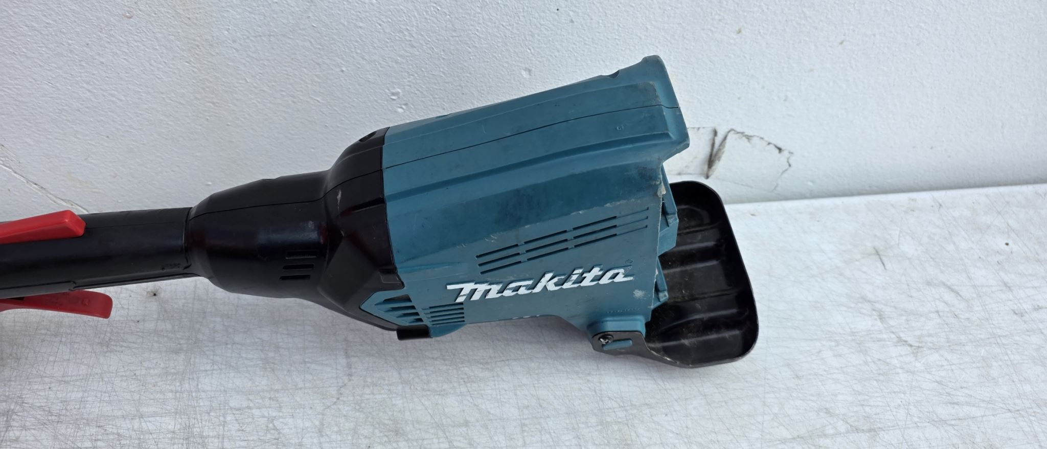 Makita 18Vx2 Lxt Bl Multi Split Shaft - Tool Only Ex Demo