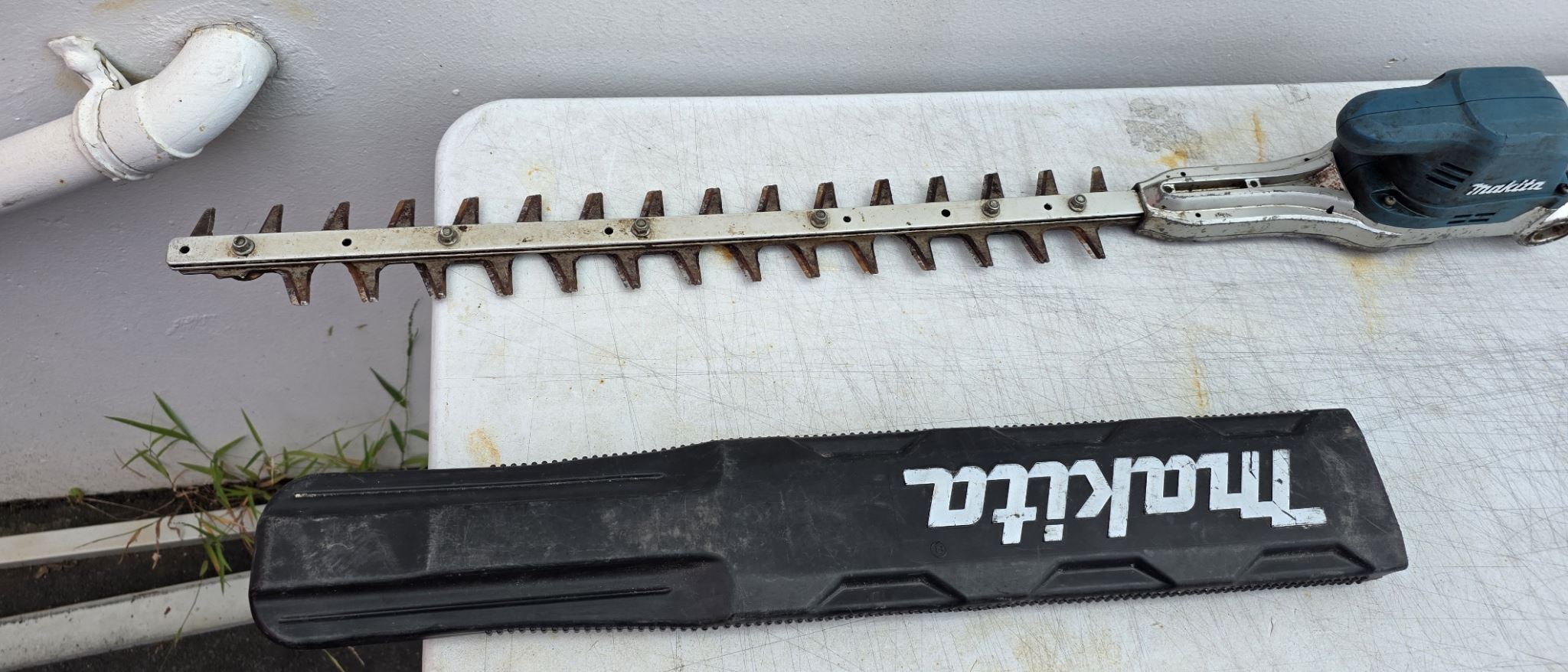 Makita 18V Pole Hedge Trimmer Skin Only Ex Demo