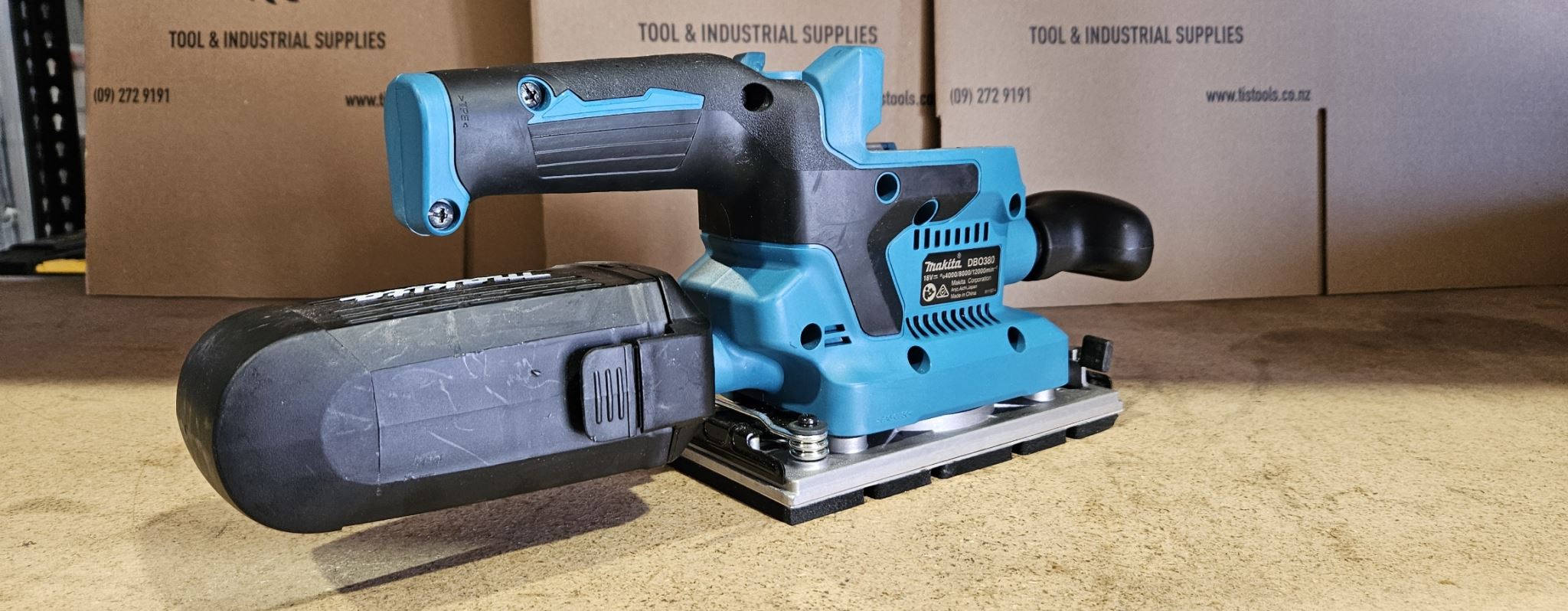 Makita 18V Orbital Sander 1/3 Sheet