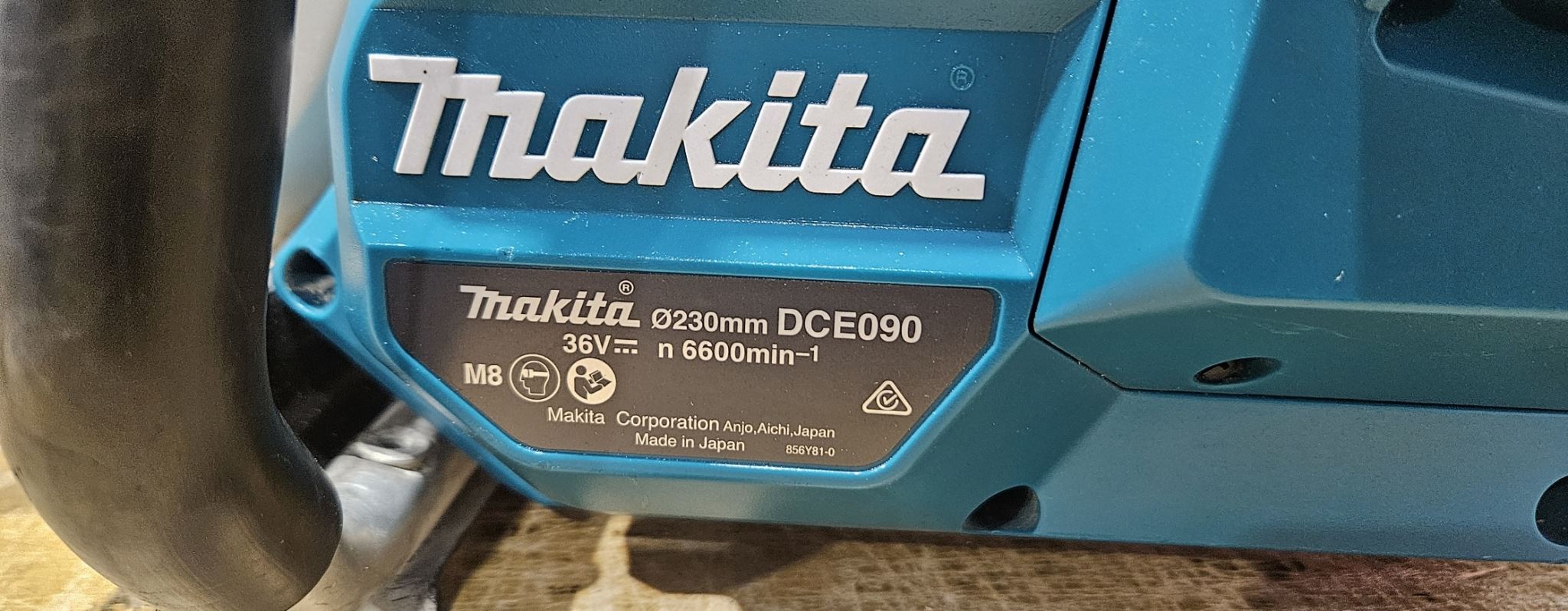Makita 18Vx2 BL 9 inch POWER CUTTER skin Ex Demo