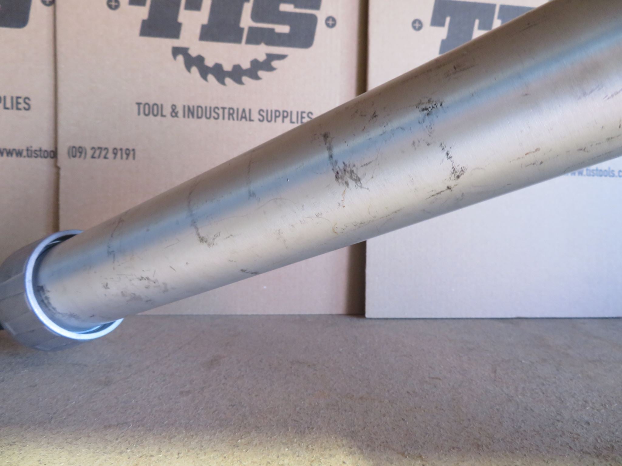 Makita EX DEMO 18V LXT CAULKING GUN 600ml