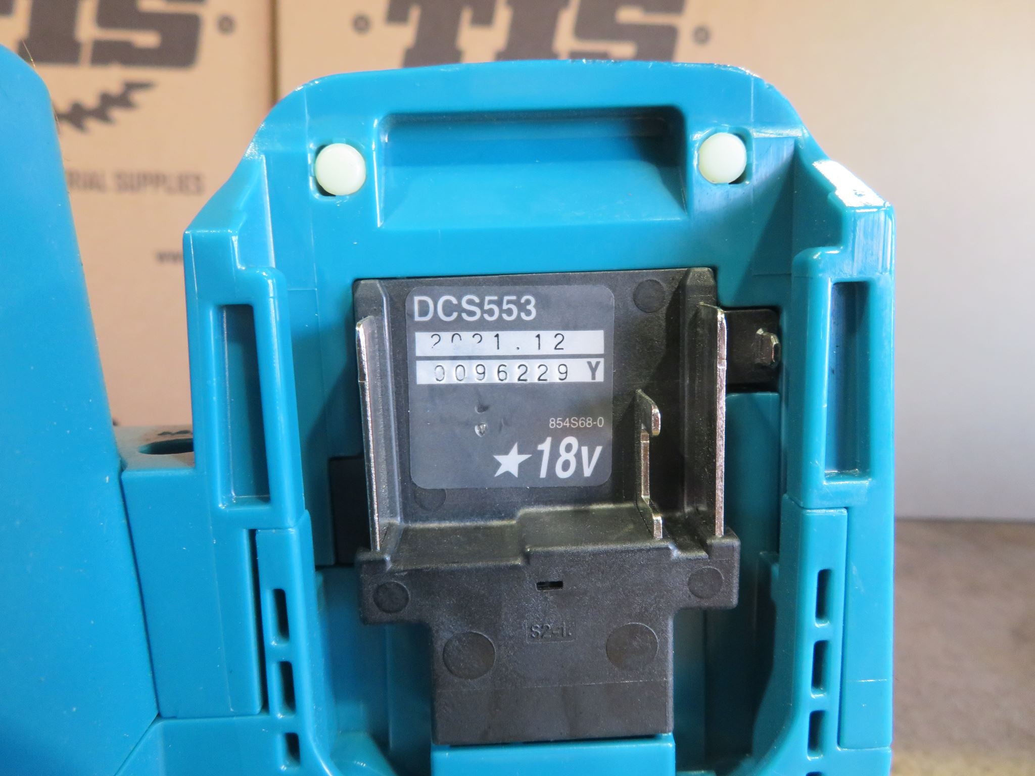 MAKITA EX DEMO 18V LXT BL METAL CUTTER 150mm