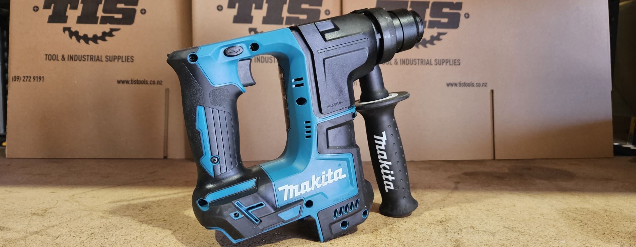 MAKITA EX DEMO 18V LXT BL Rotary Hammer SDS+ TOOL ONLY
