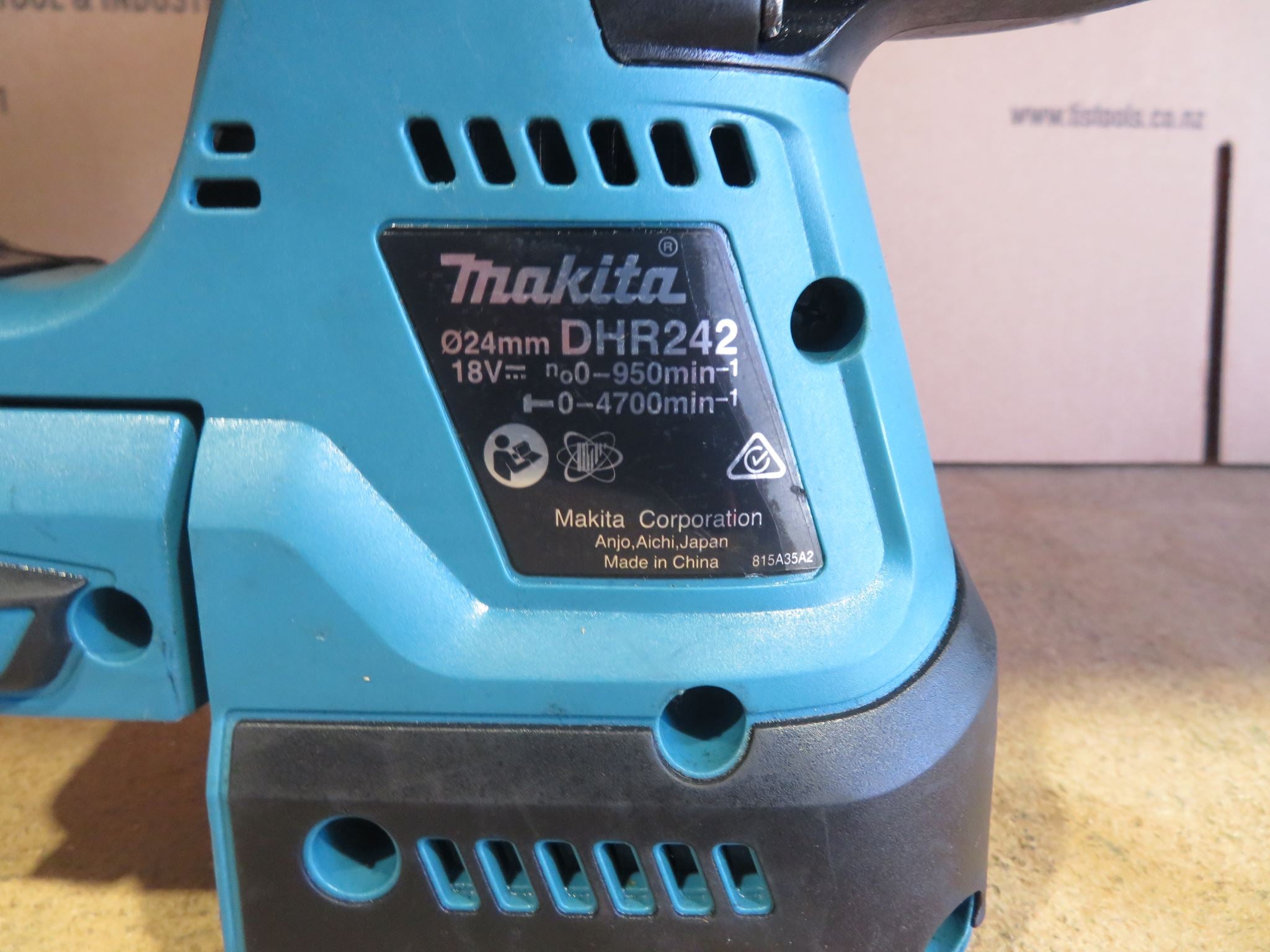 MAKITA 18V LXT BL ROTARY HAMMER Ex Demo