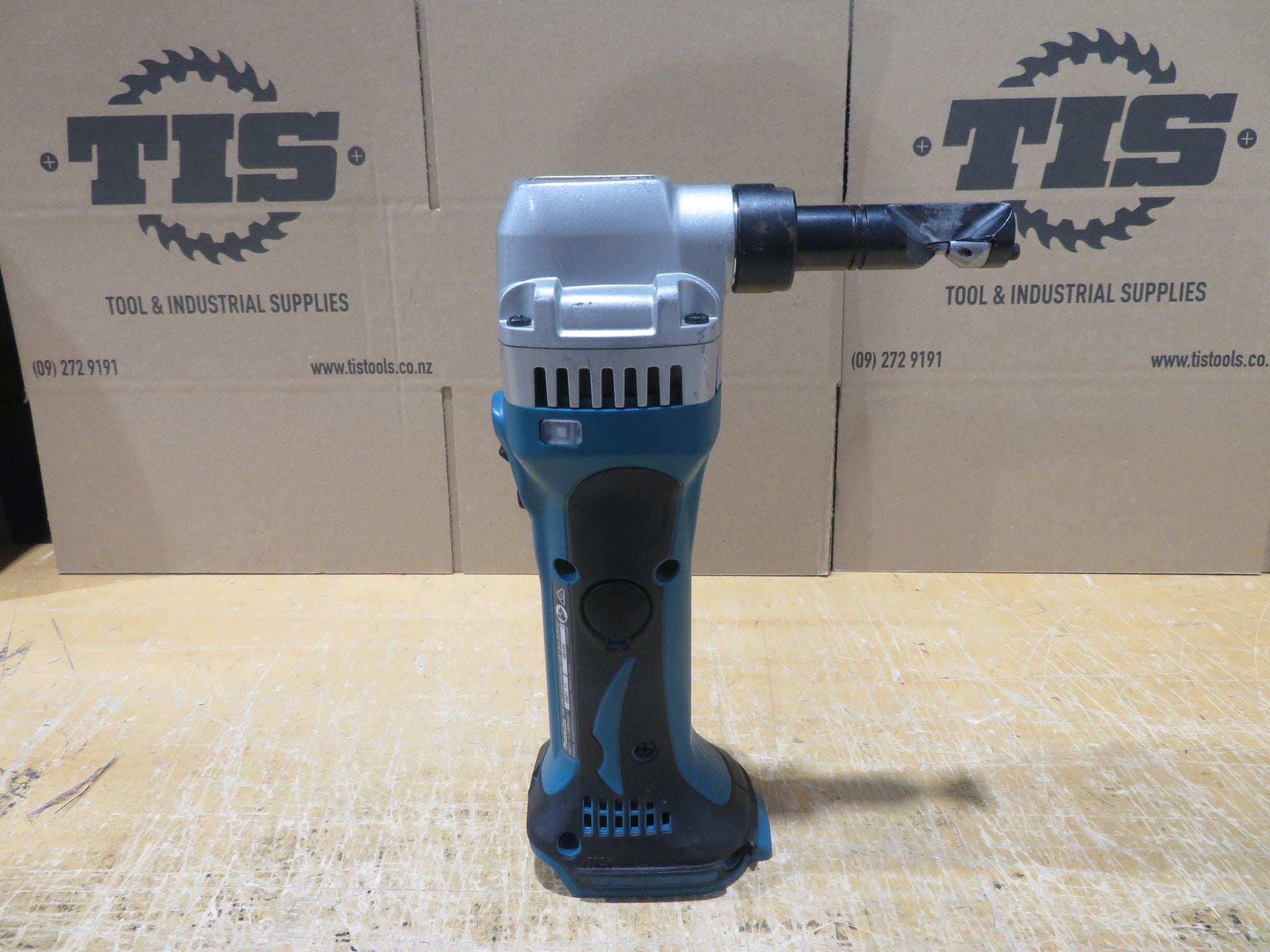 MAKITA 18V LXT NIBBLER Ex Demo
