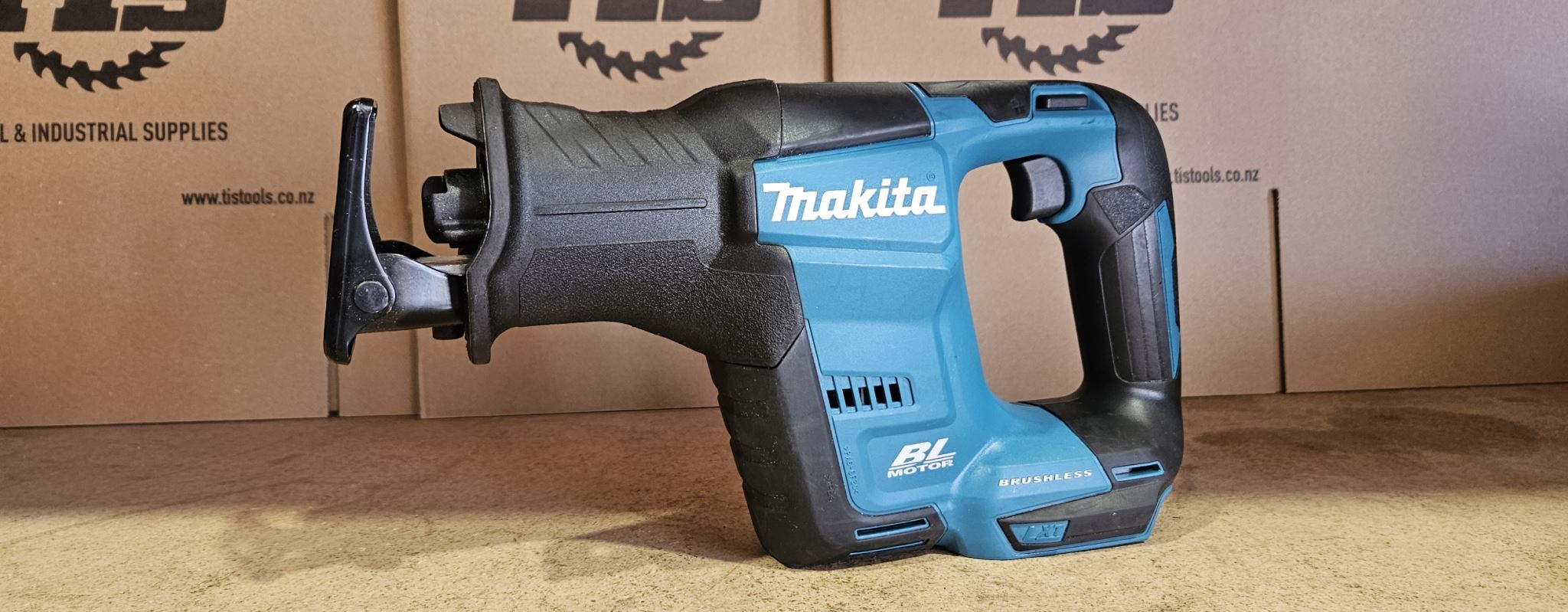 MAKITA 18V LXT BL38 RECIPRO SAW TOOL ONLY EX DEMO