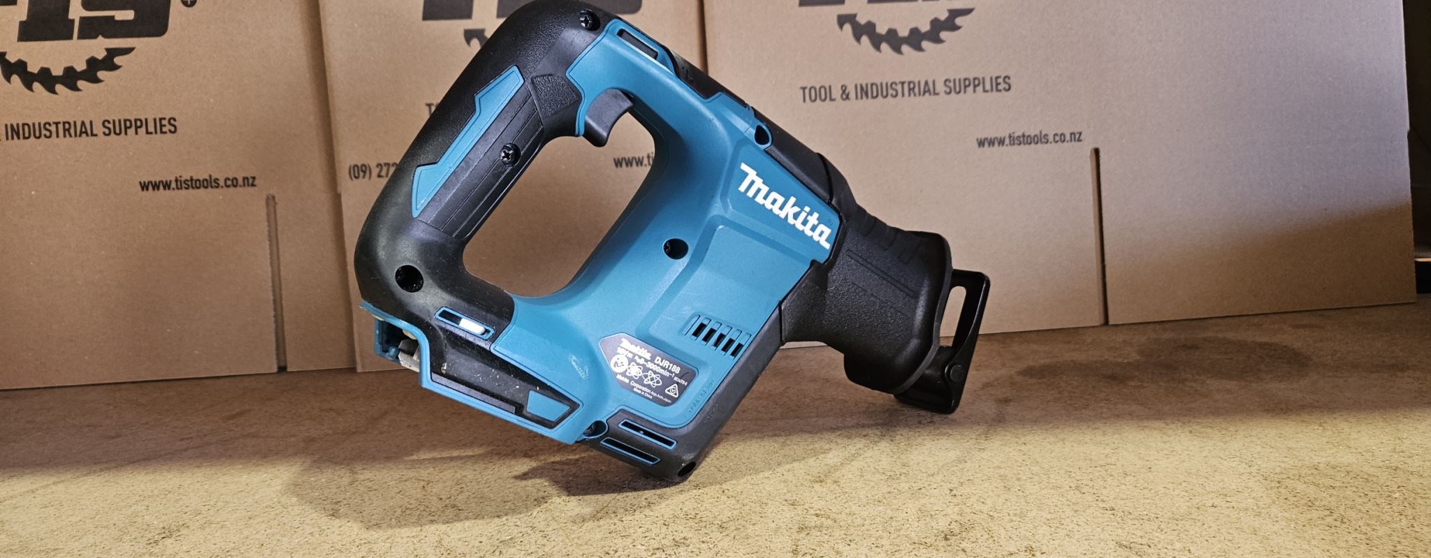 MAKITA 18V LXT BL38 RECIPRO SAW TOOL ONLY EX DEMO
