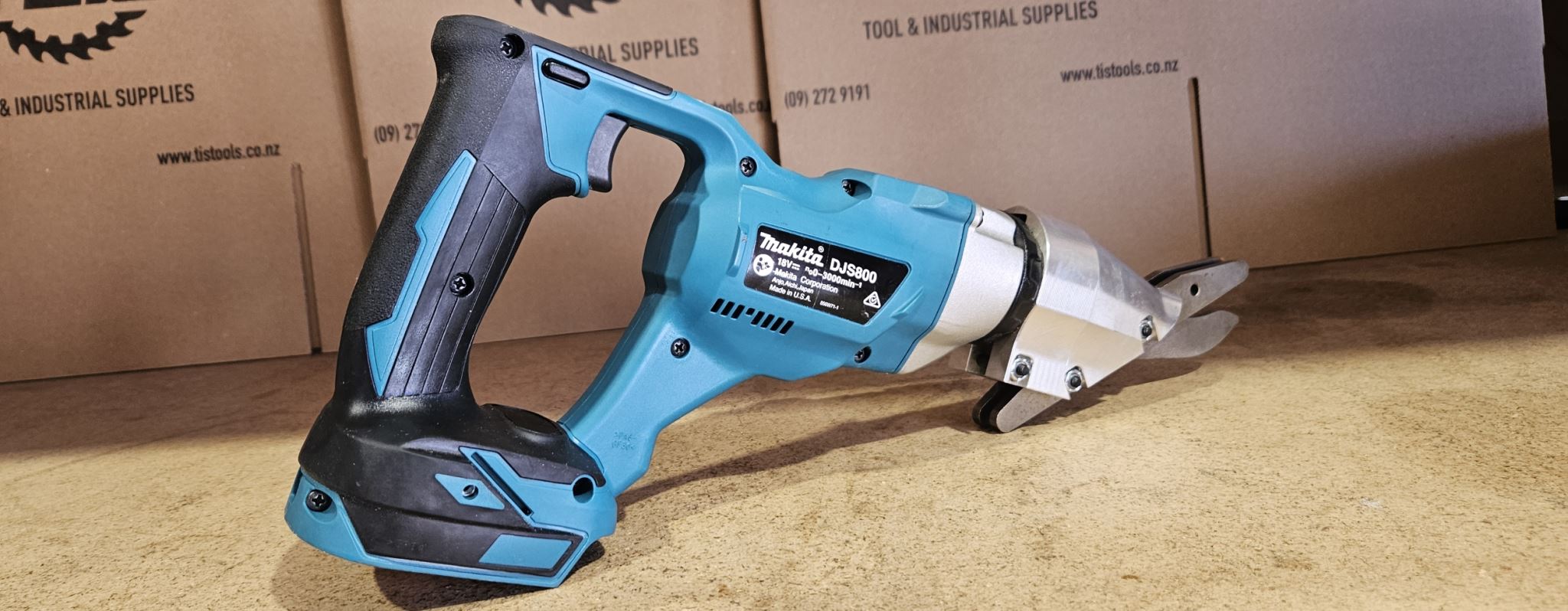 Makita Ex Demo 18V LXT Brushless 13mm Fibre Cement Shears