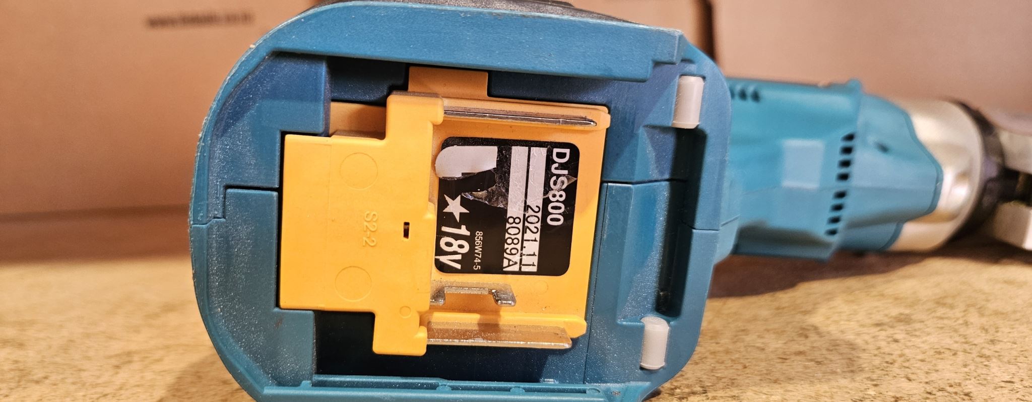 Makita Ex Demo 18V LXT Brushless 13mm Fibre Cement Shears