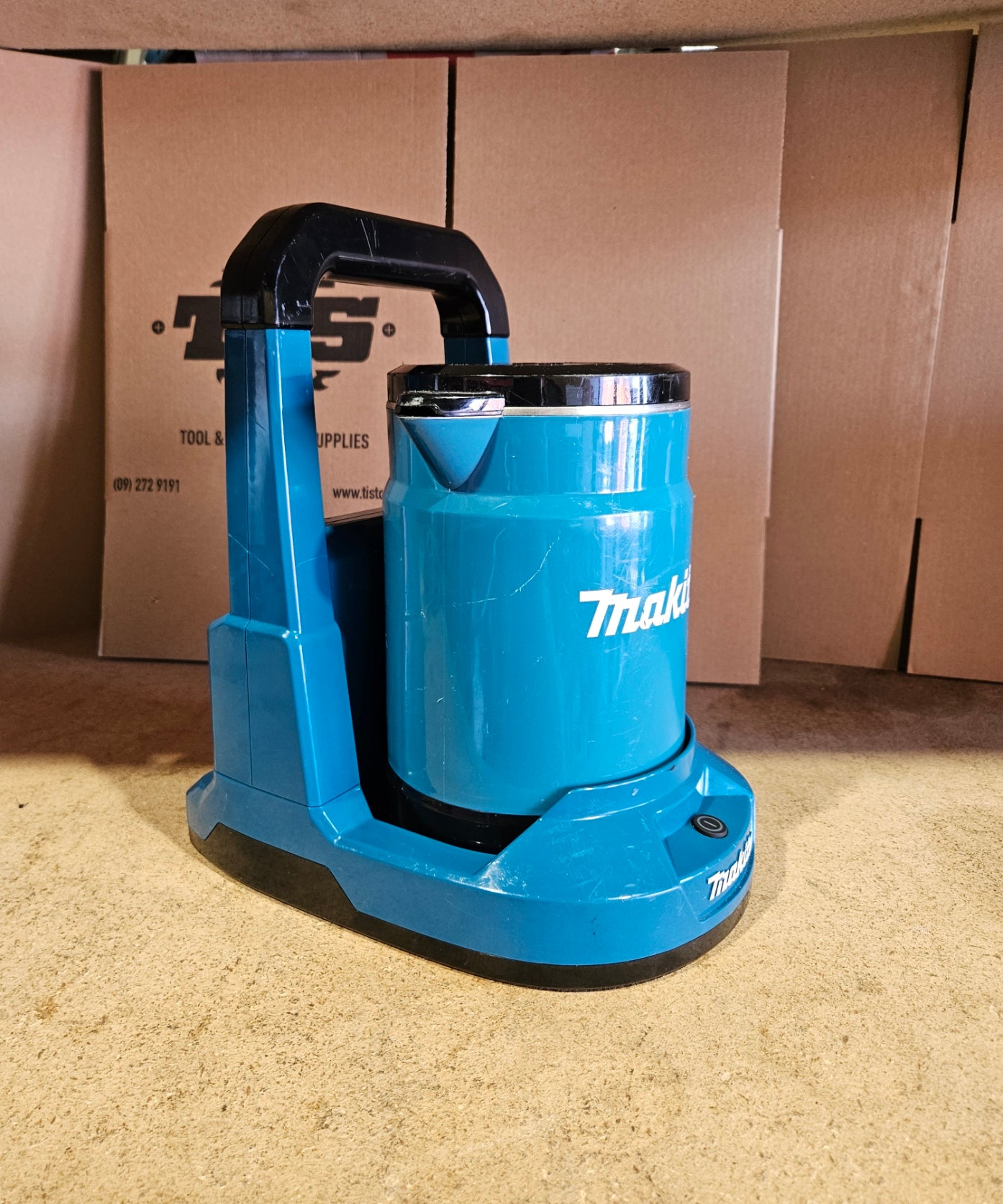 Makita 18V X 2 Lxt Kettle 800Ml Ex demo