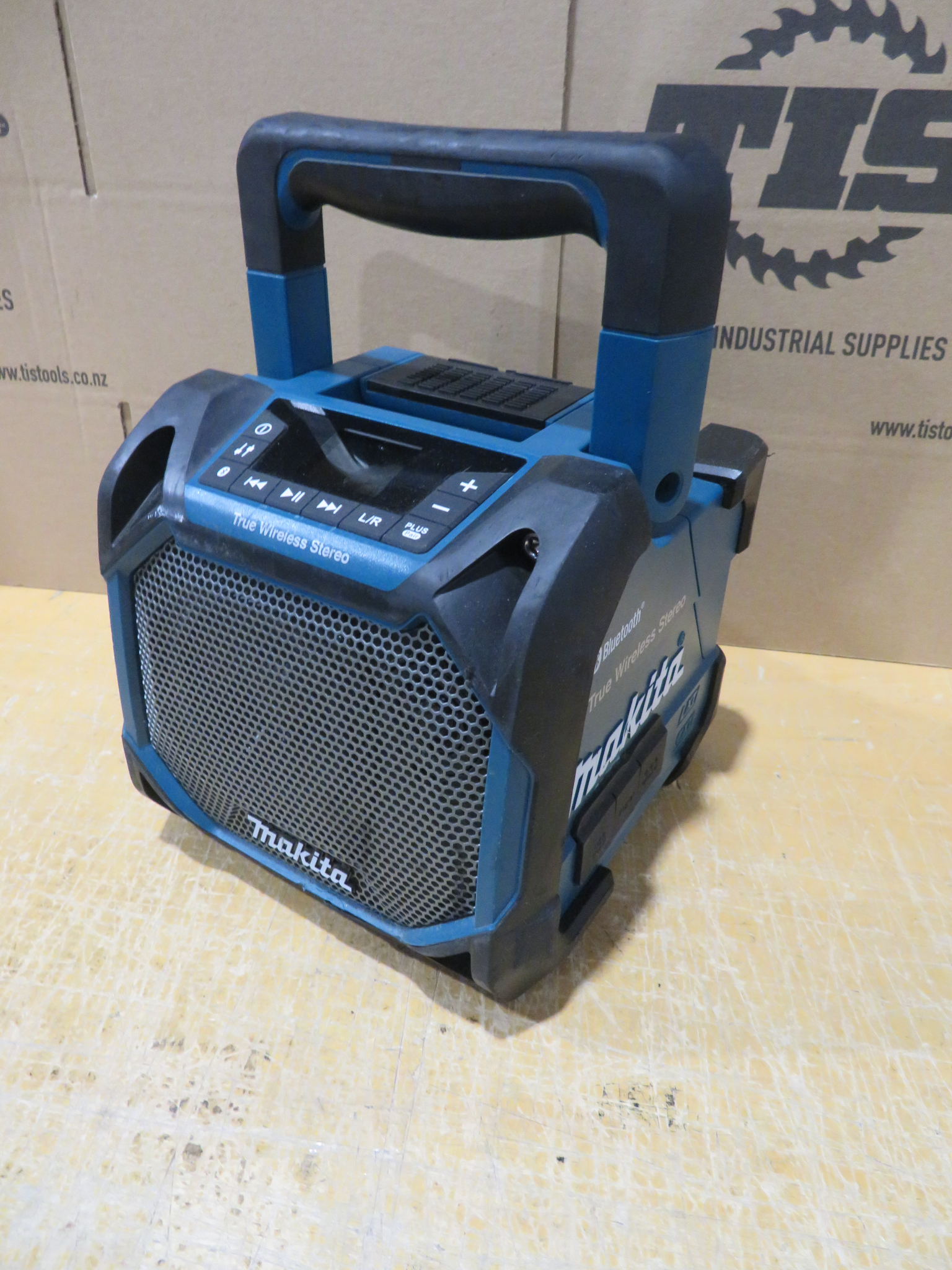 Makita 18V Lxt Jobsite Speaker connect Ex Demo