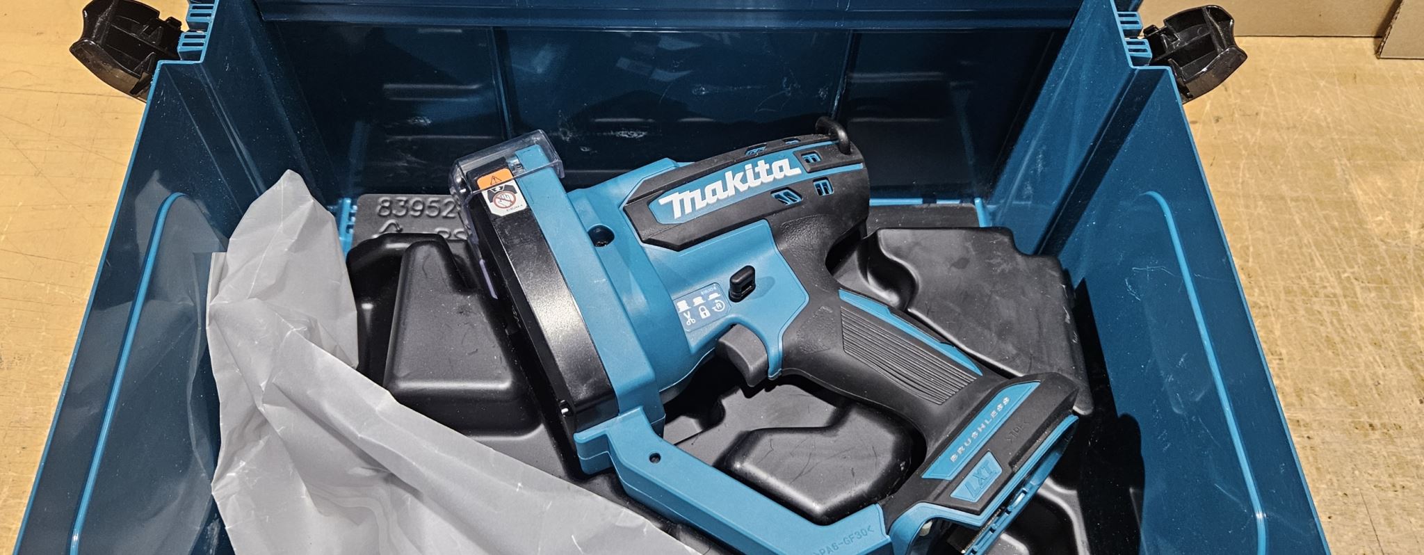 Makita 18V Lxt Bl Threaded Rod Cutter Ex Demo