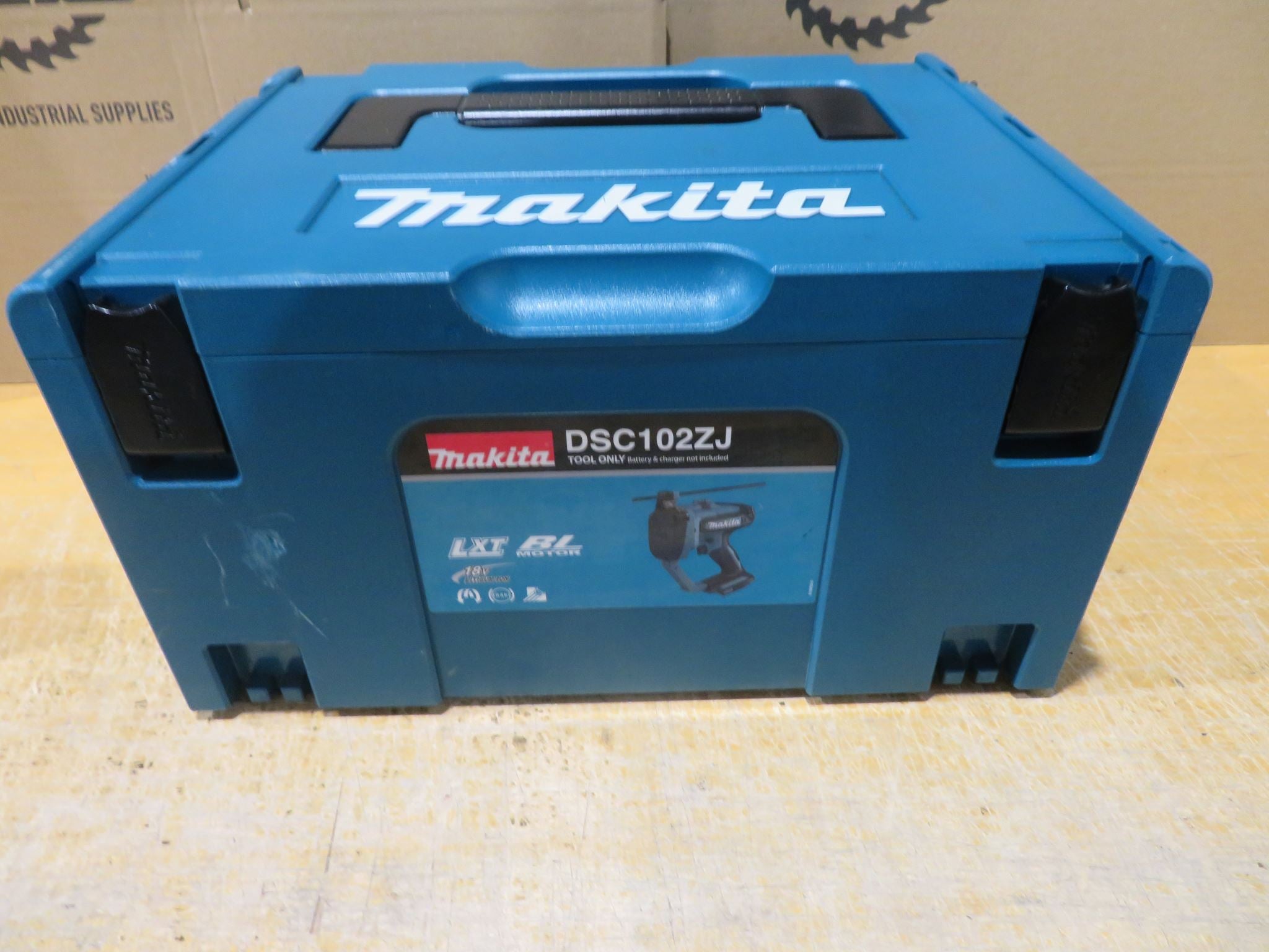Makita 18V Lxt Bl Threaded Rod Cutter Ex Demo
