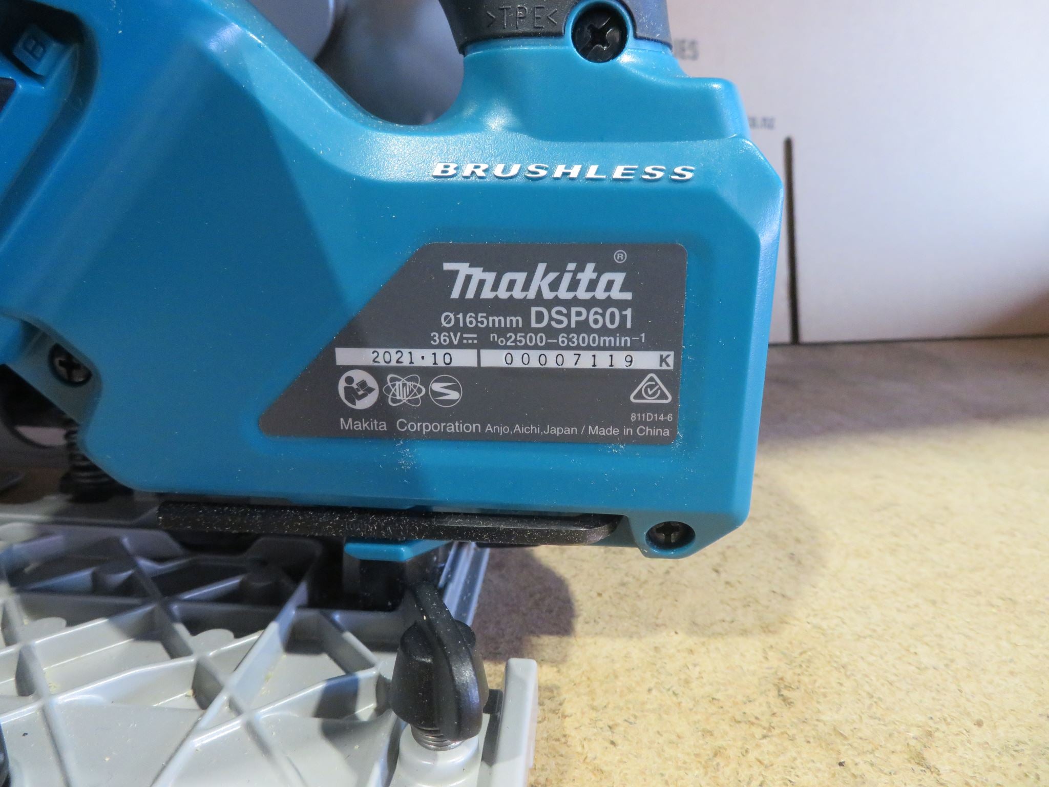 Makita 18Vx2 LXT BL PLUNGE SAW 165 BT Ex Demo