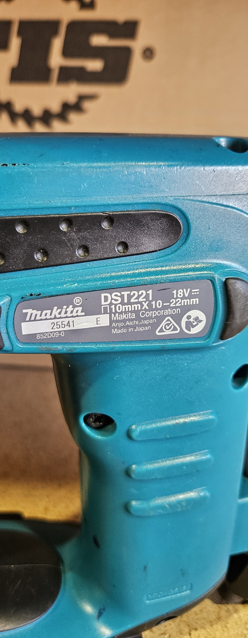 MAKITA 18V LXT STAPLER 10mm3/8in 22mm Ex Demo