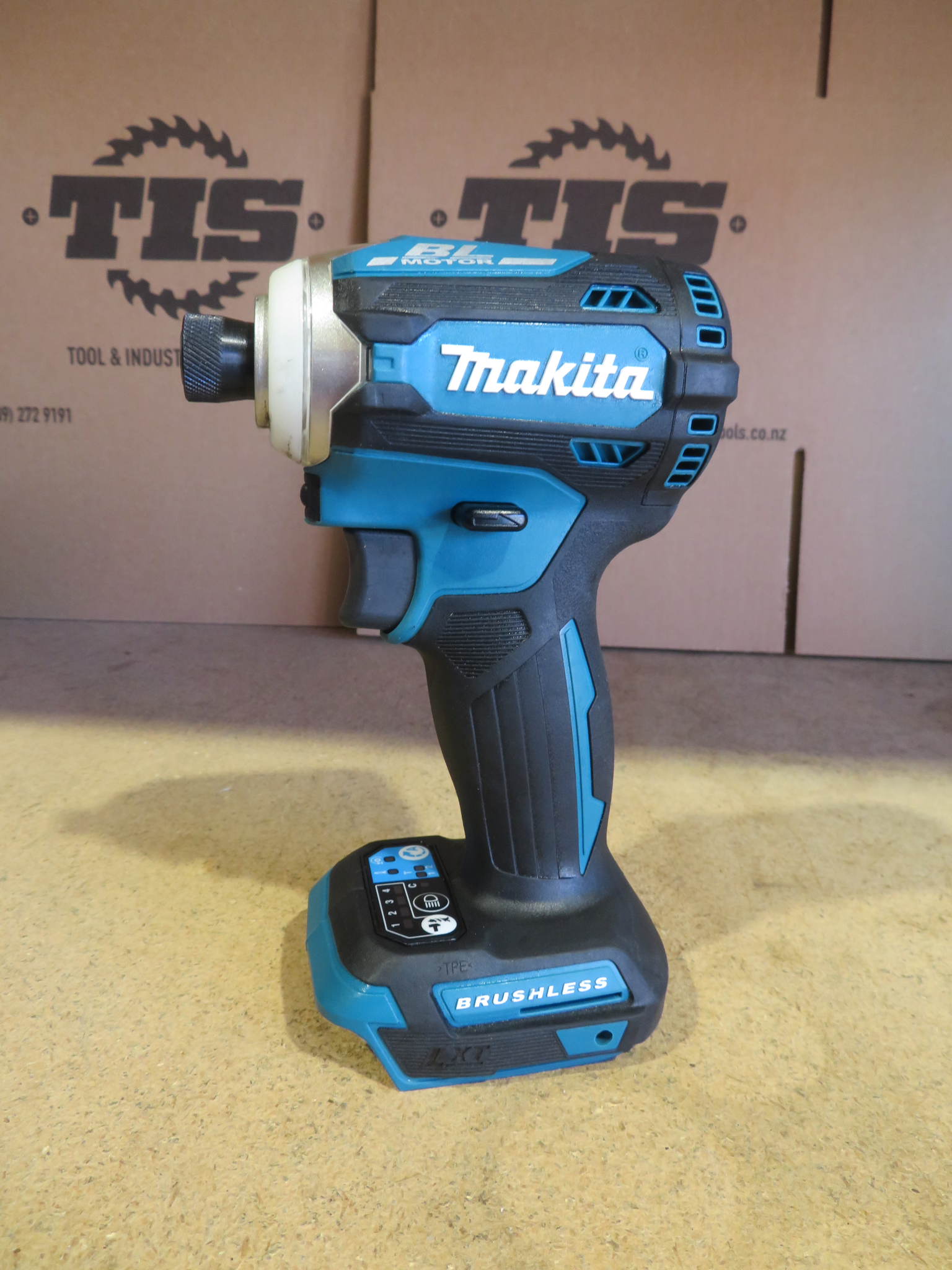 Makita 18V LXT BL IMPACT DRIVER Ex Demo
