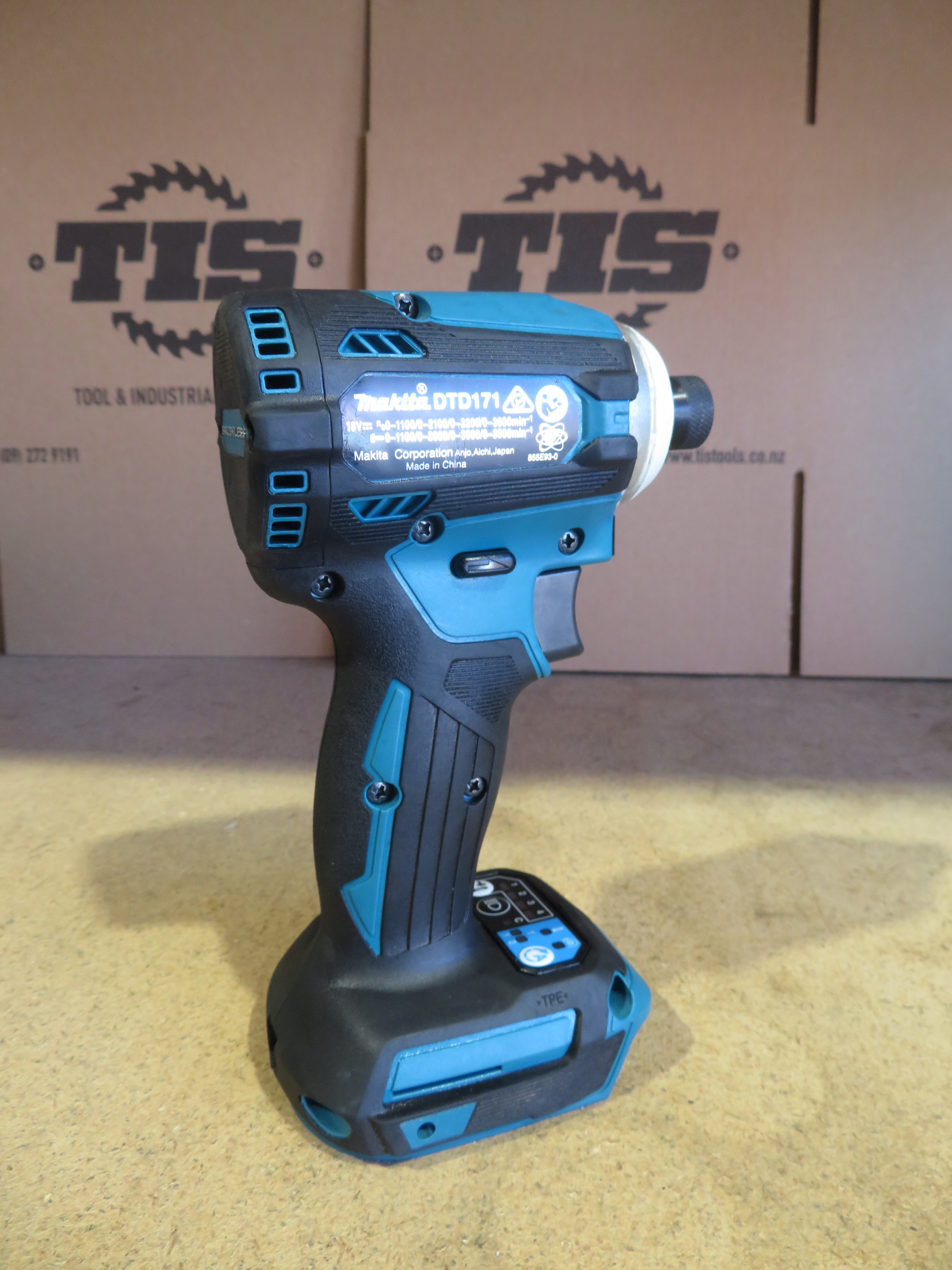 Makita 18V LXT BL IMPACT DRIVER Ex Demo