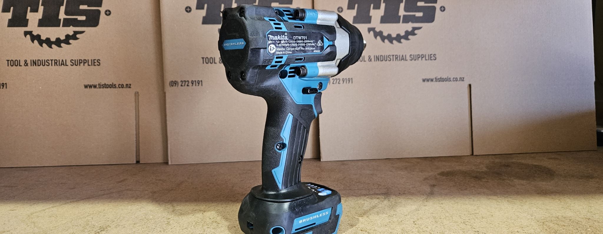 Makita Ex Demo 18V Lxt Brushless 4-Speed 1/2 in Square Drive Impact Wrench