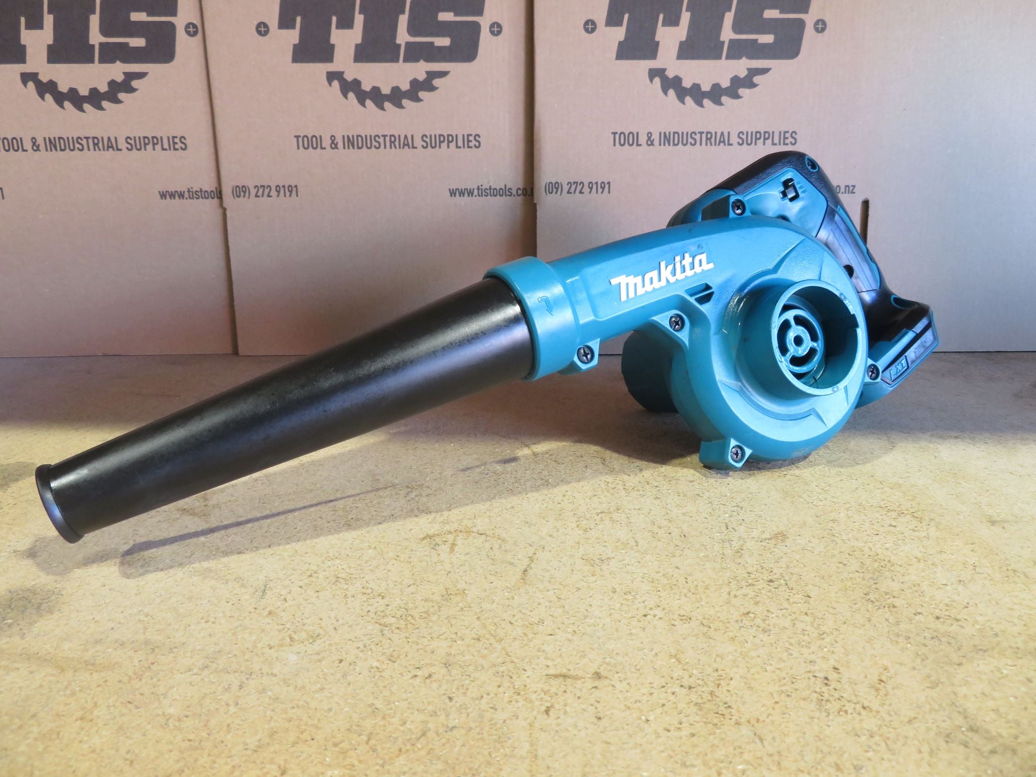 Makita 18V Lxt Blower Short Nozzle Ex Demo