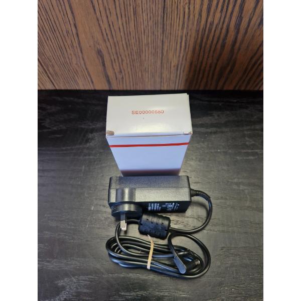 Makita AC ADAPTER FOR DMR113/114 MR005G