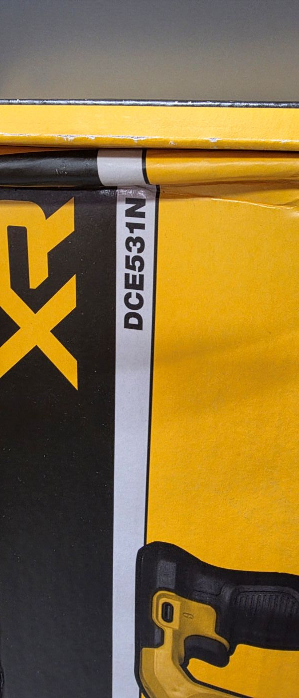 Dewalt 18V XR Concrete Vibrator