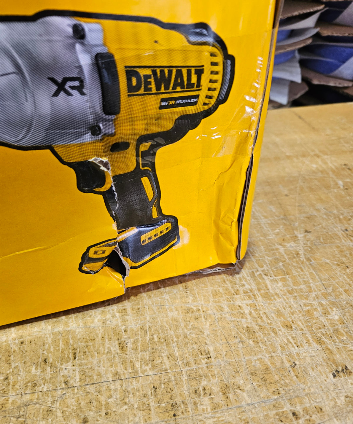 DeWalt 18V 1/2in High Torque Wrench Hog Ring - Bare Tool