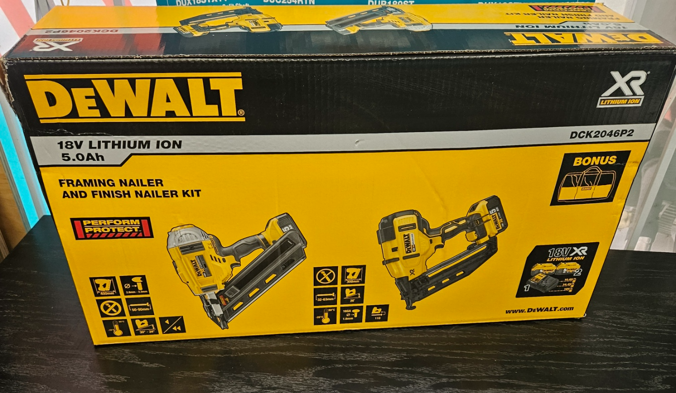 Dewalt 18V XR Nailer Twin Kit