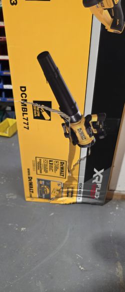 Dewalt 54V XR OUTDOOR 3 PIECE COMBO KIT 9AH