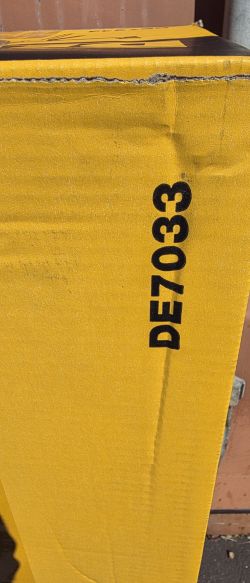DEWALT Compact Short Beam Mitre Saw Stand