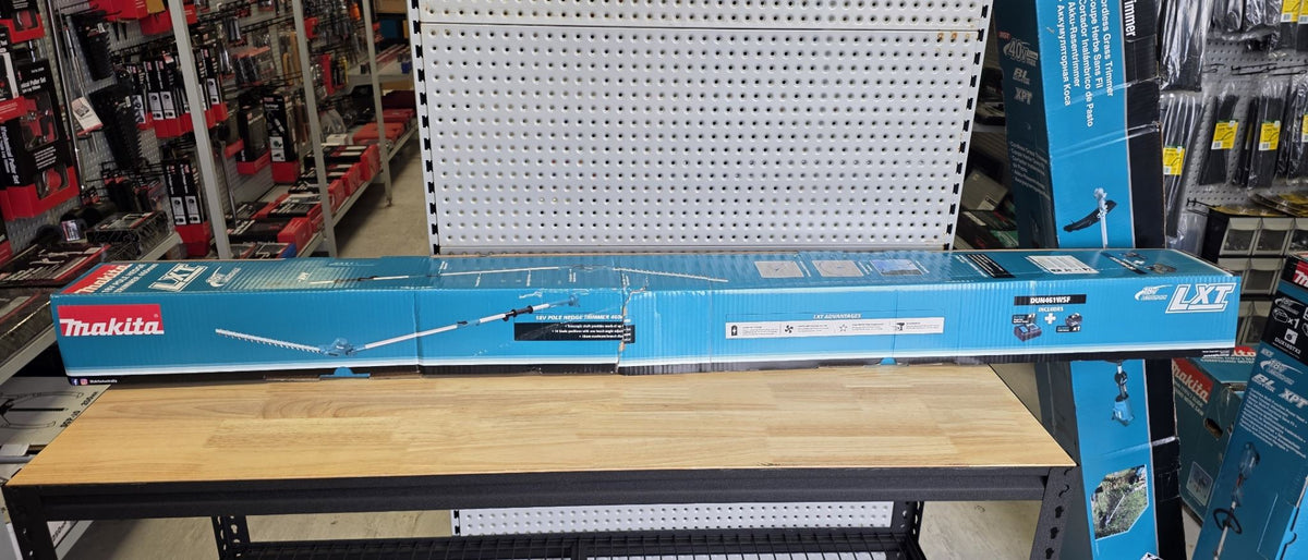 Makita DB DUN461WZ 18V LXT 460mm Pole Hedge Trimmer kit