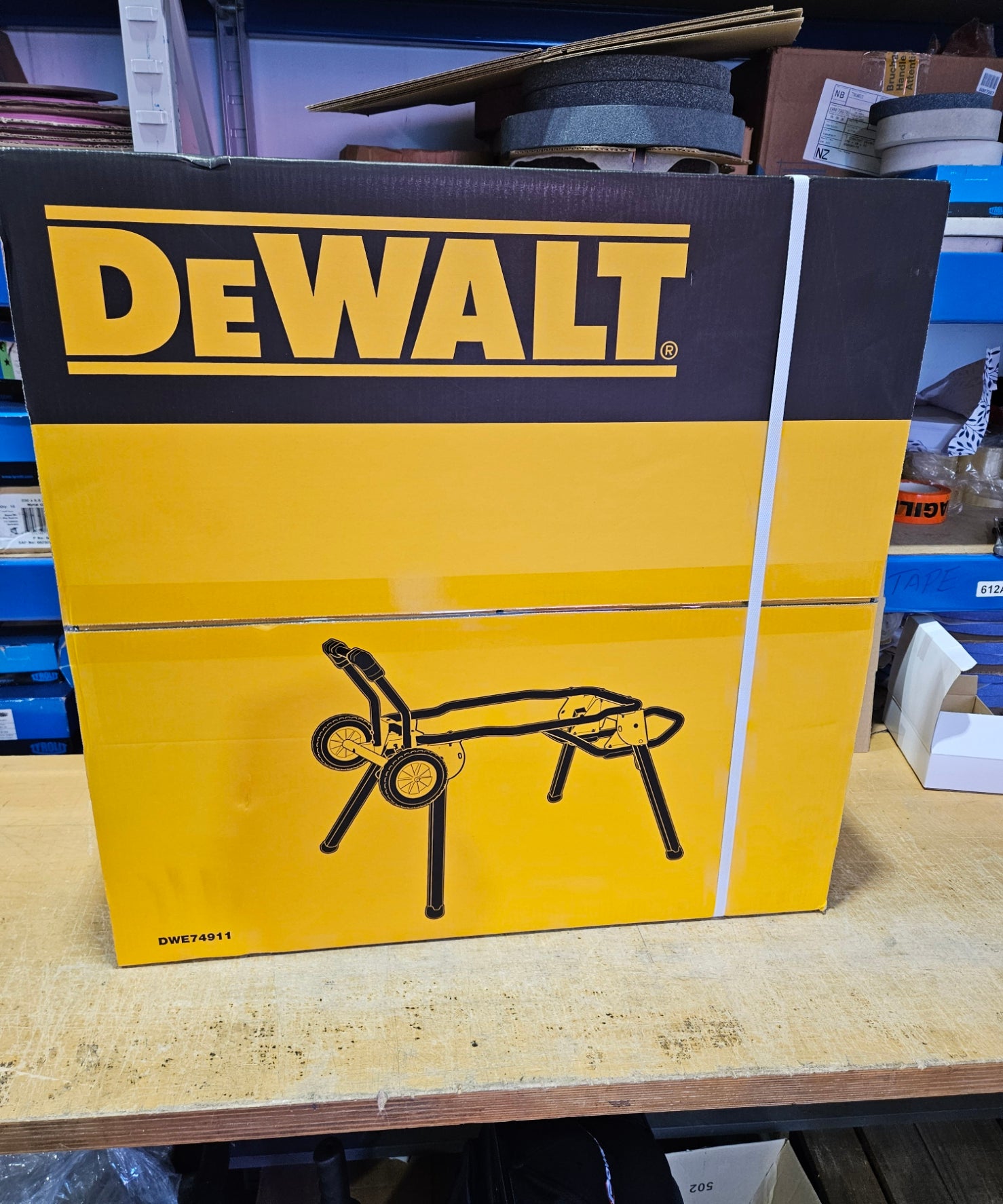 DEWALT Rolling Stand Table Saw