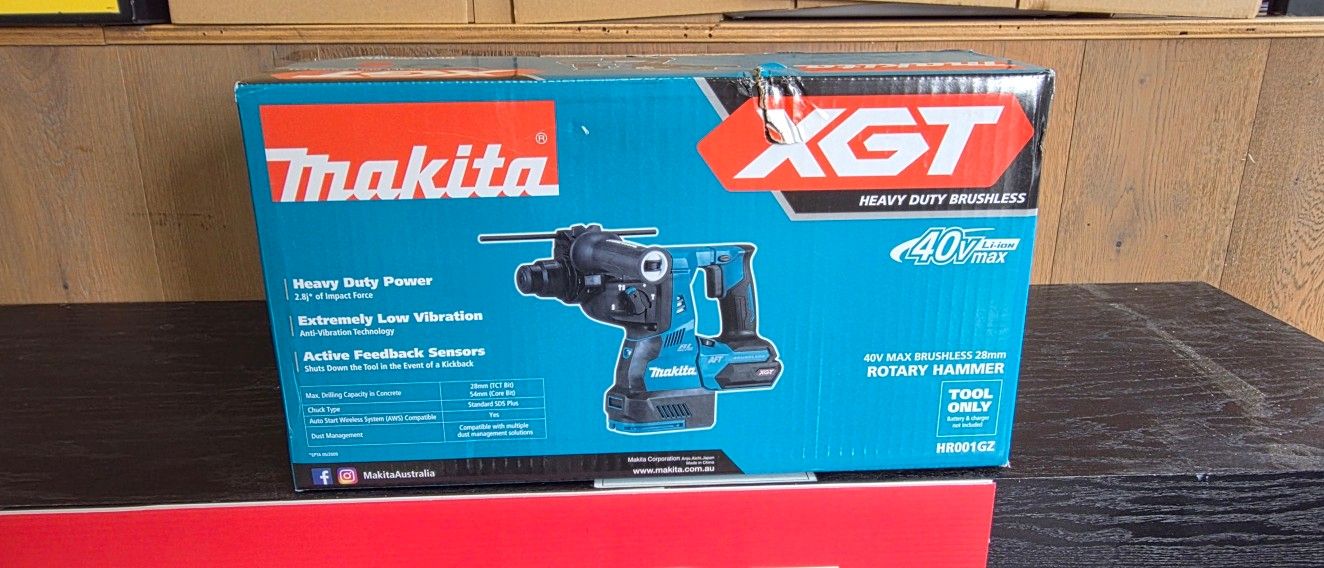 Makita 40Vmax Xgt Brushless Sds Plus Rotary Hammer Skin Only