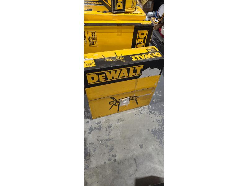 DEWALT Rolling Stand Table Saw