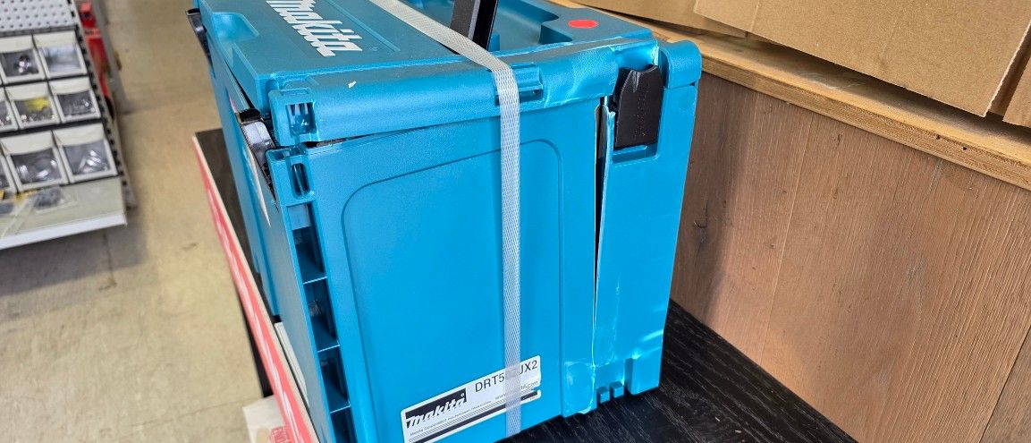 Makita 18V Lxt Bl Trimmer W Acc Kit
