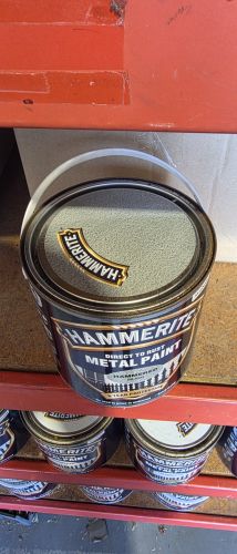 Damaged Tin Hammerite Hammered 2.5 L Silver