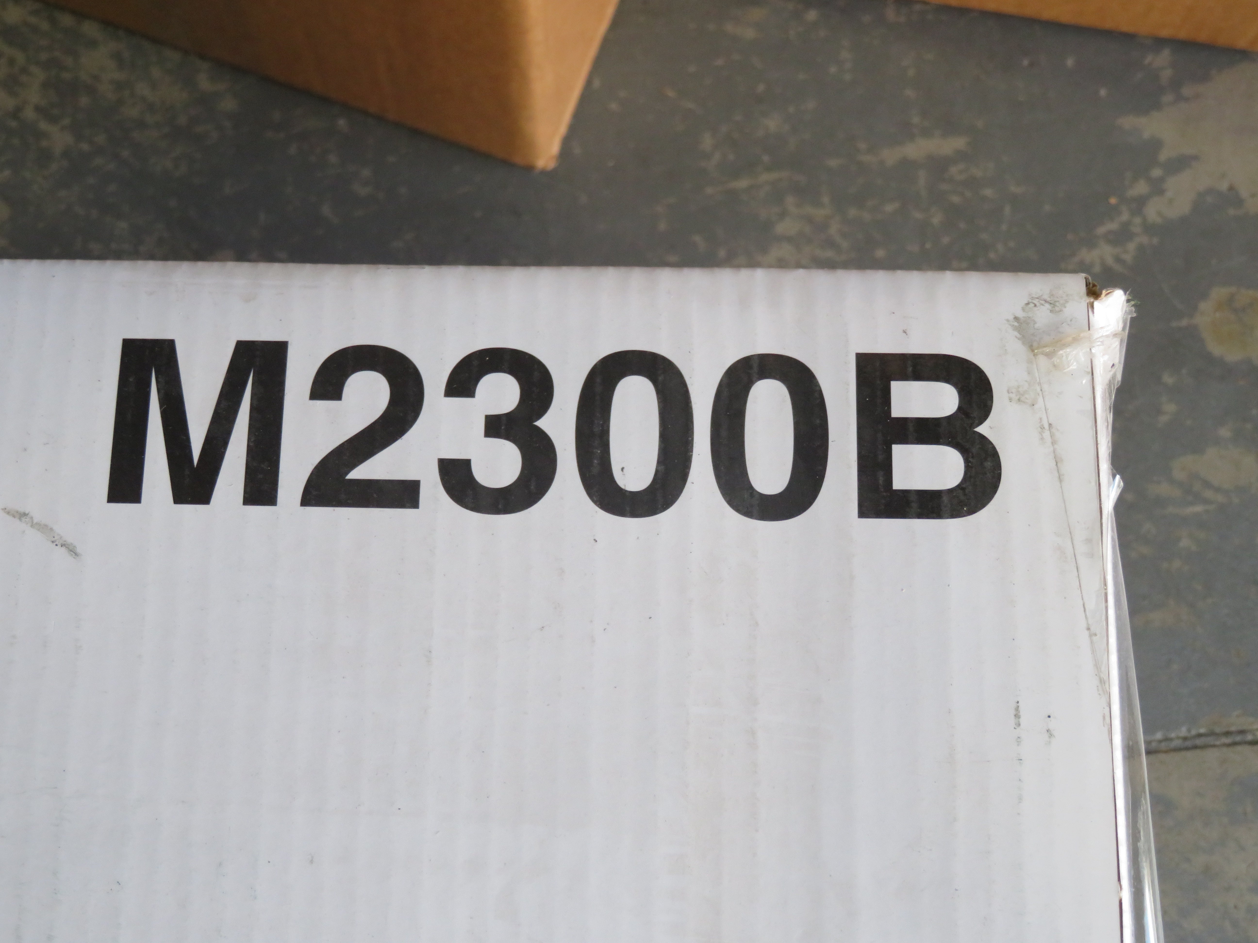 Makita 255mm 10 in Compound Mitre Saw
